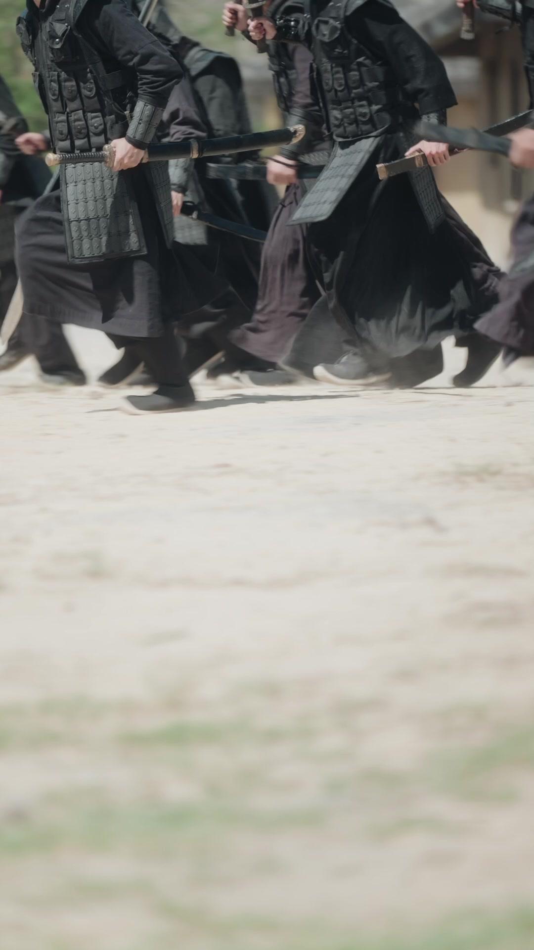 Balik Masa Lalu, Nikahi Kaisar Cantik!