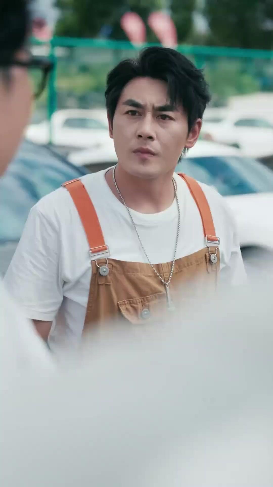 (พากย์เสียง) ราชาซิ่งสายฟ้า