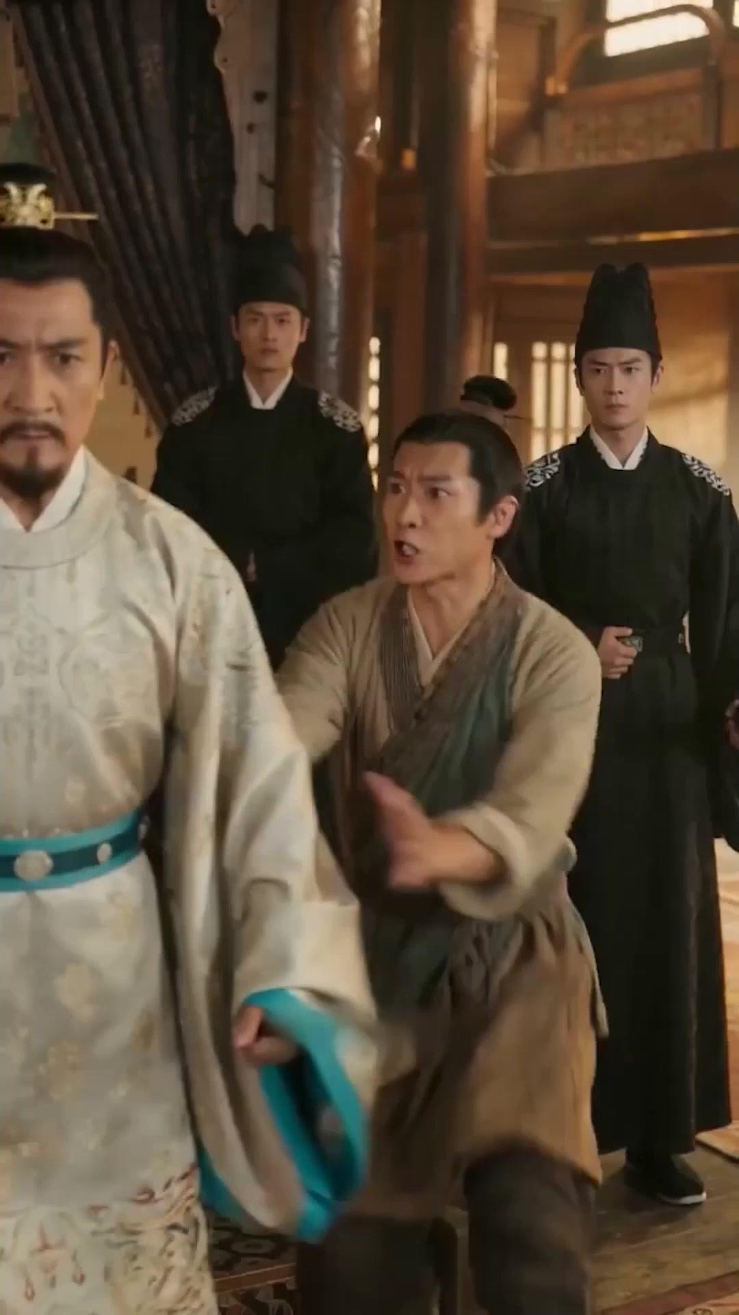 LE RETOUR DU VRAI ROI