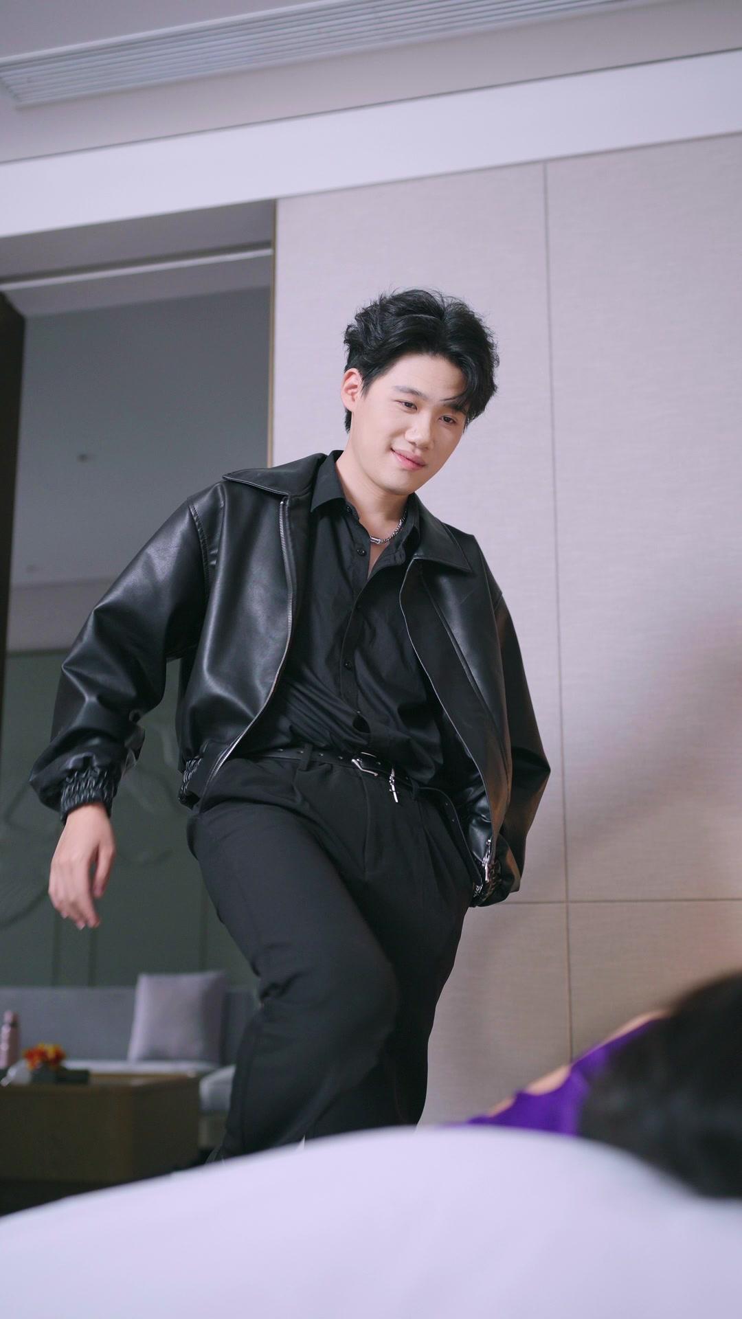 Cô Vợ Giả Ngốc