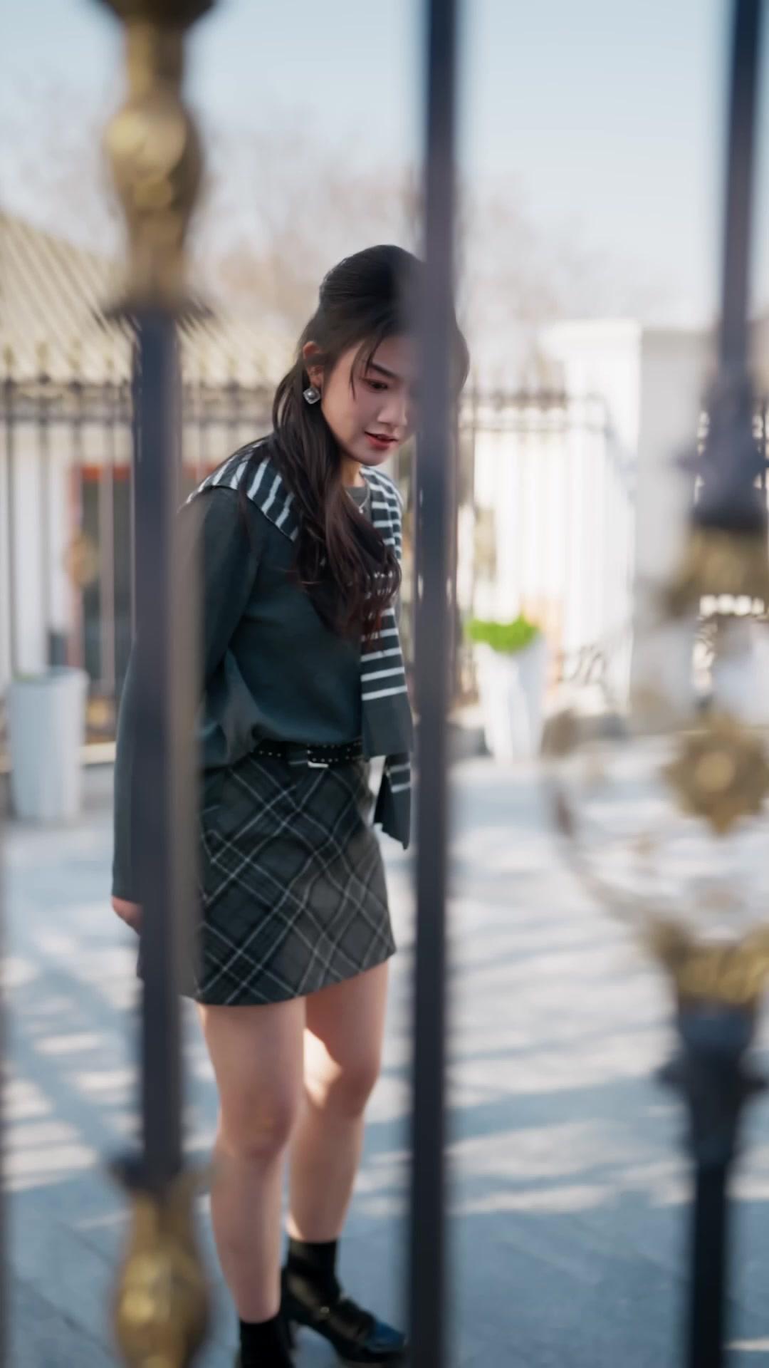 Topeng Palsu Keluarga