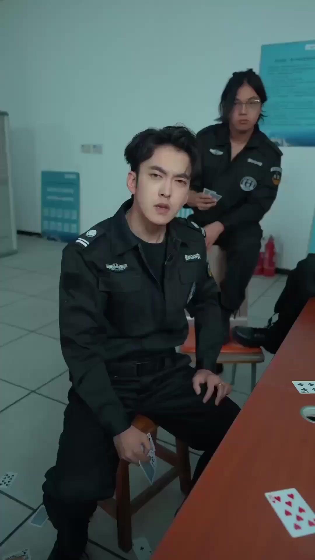 (พากย์เสียง) สายใยรักบอดี้การ์ด