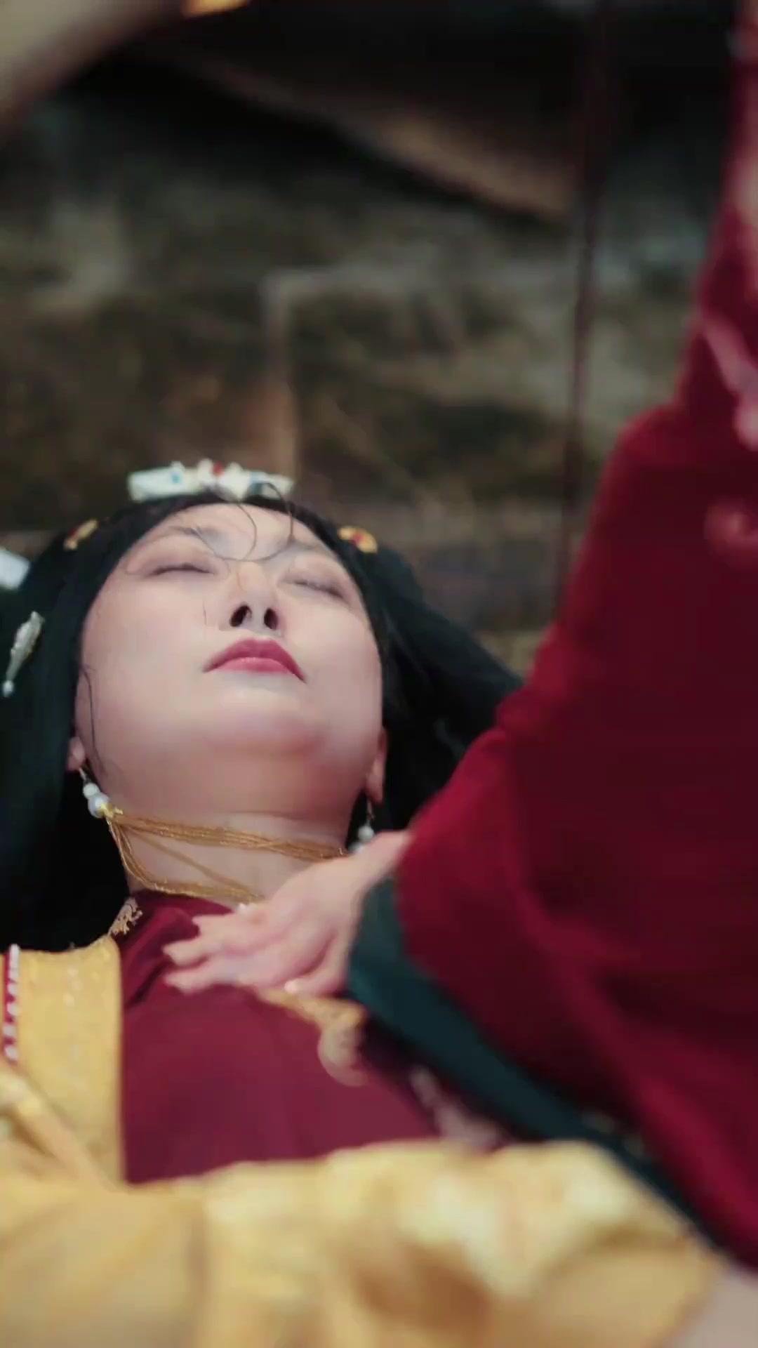 점술가 왕비의 운명 바꾸기