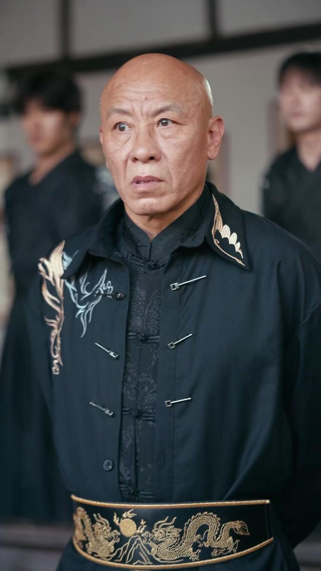 L'ENFANT SAINT TERRIBLE