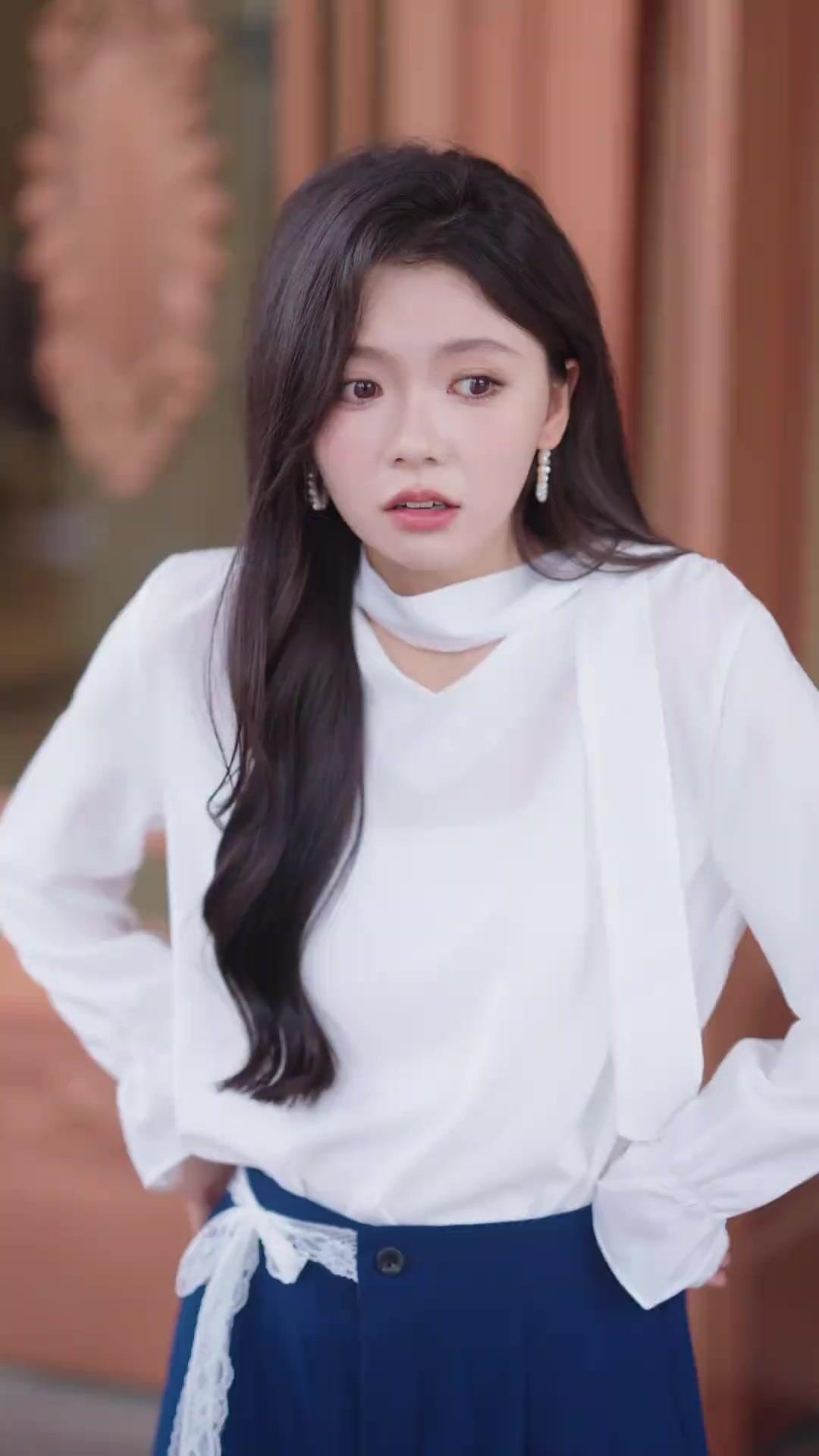 LA MÉCHANTE ADORÉE DE TOUS