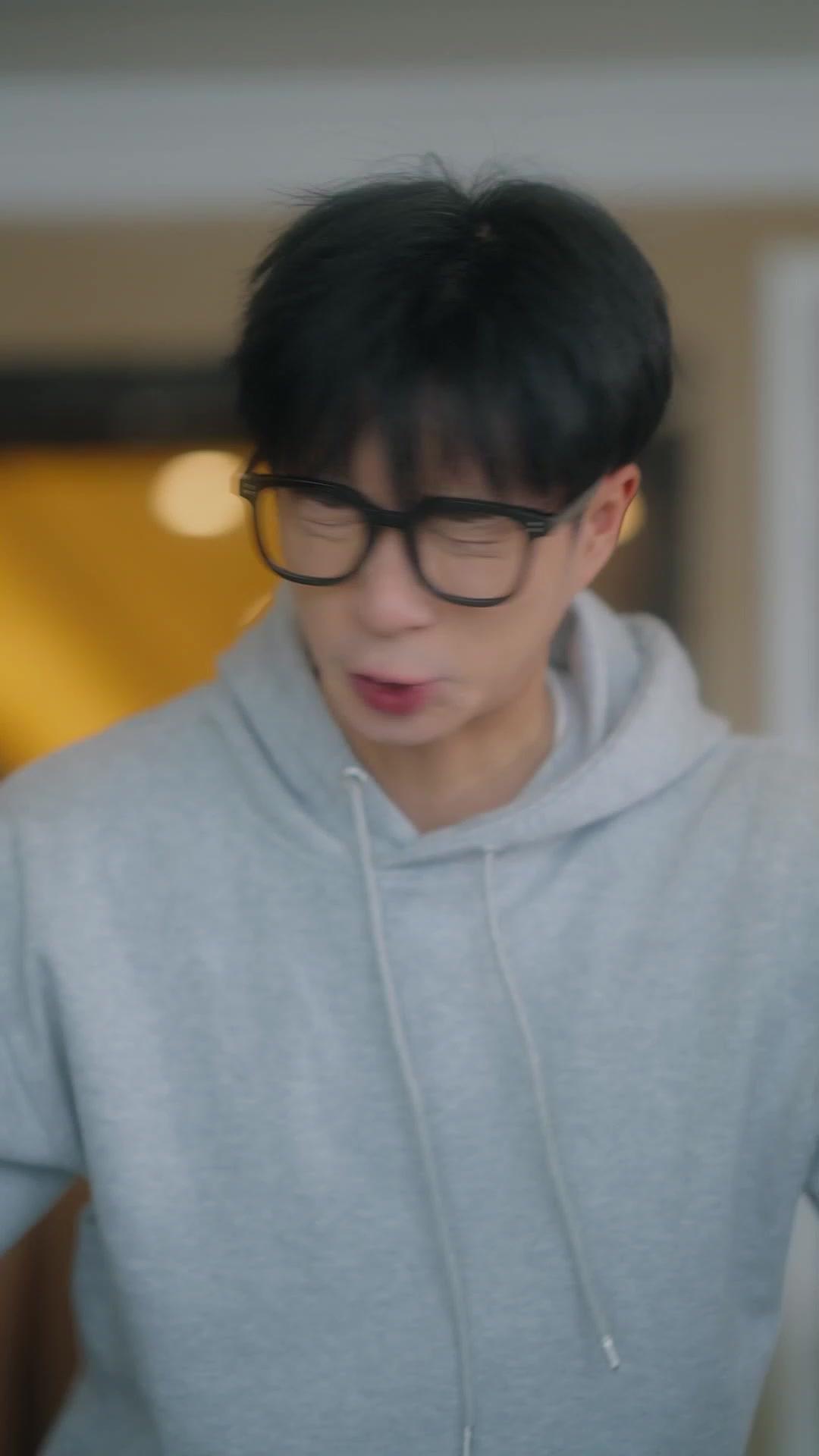 حين تحوّلت المجسّمات إلى زوجات