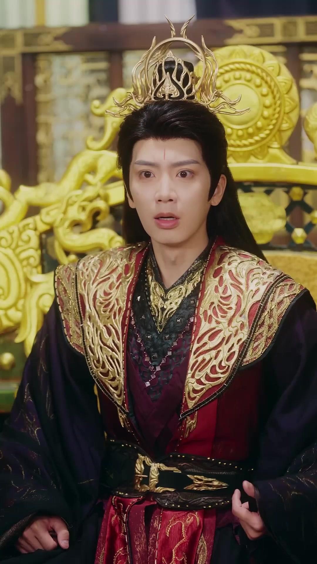 Sonho Escamoso Entre Nuvens