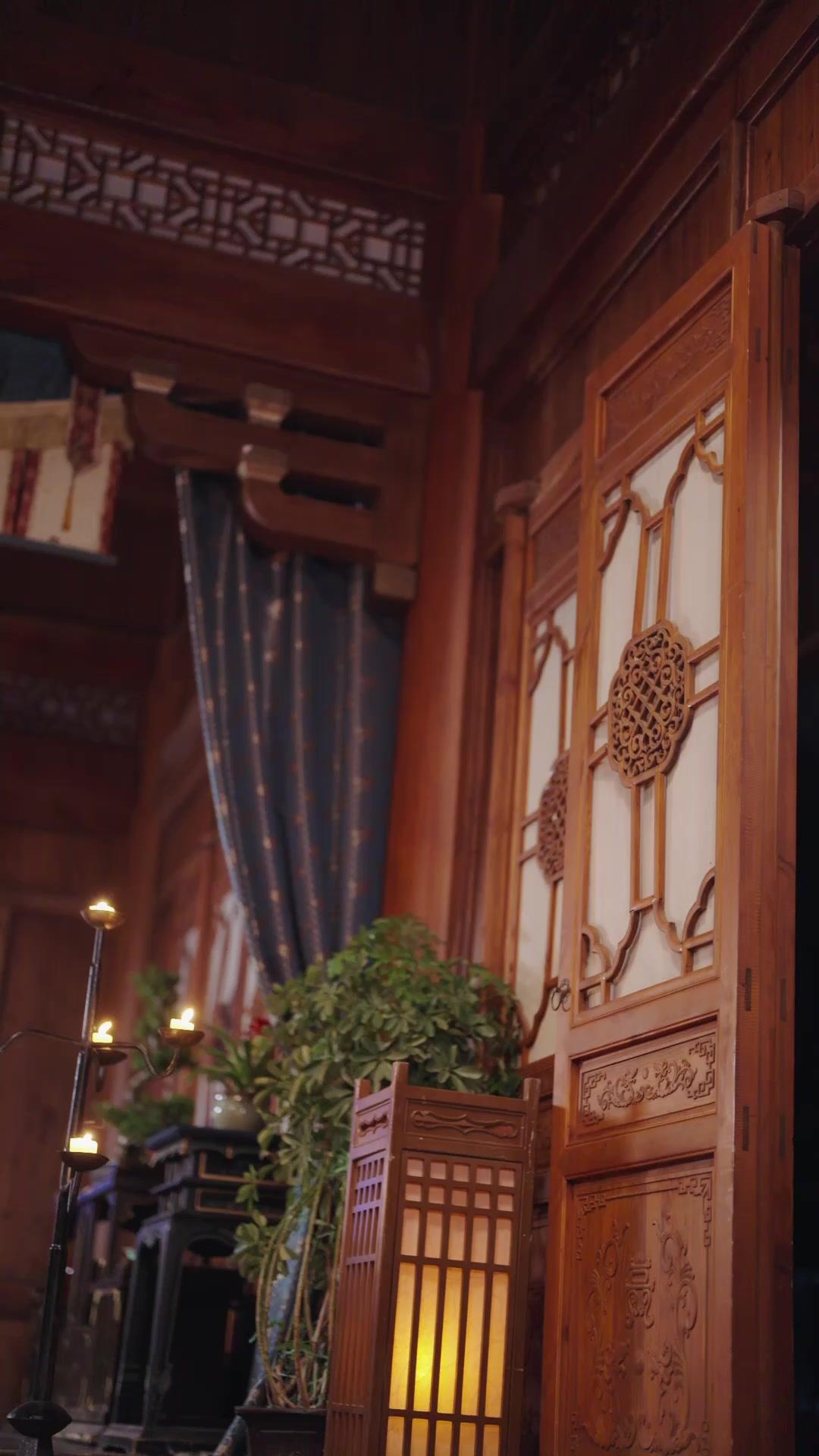 Phu Nhân Bất Ổn