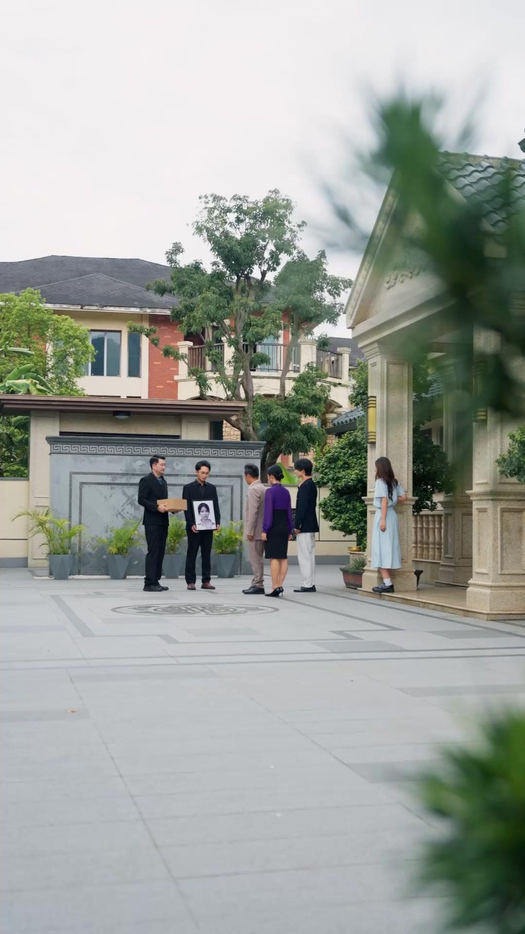 The Unfavored Daughter's Revenge