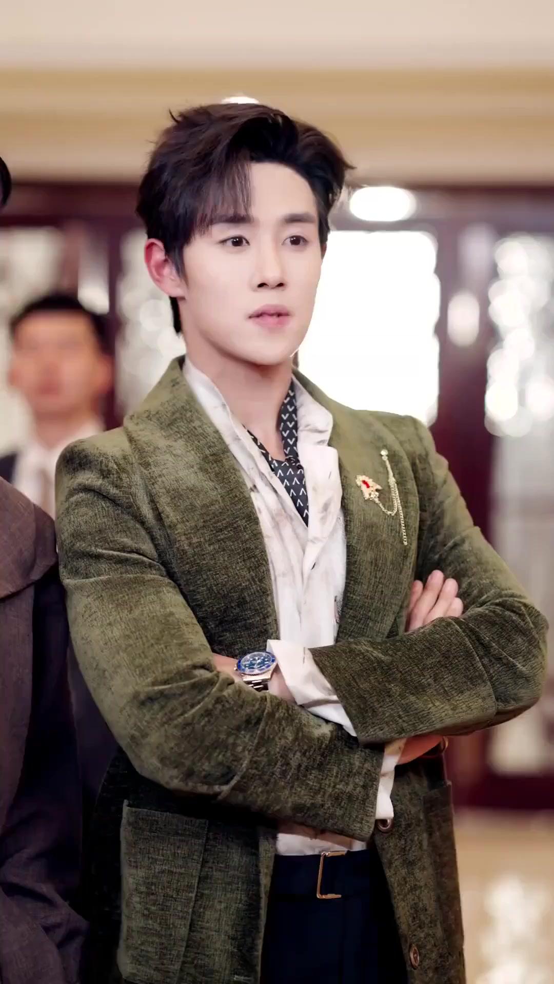 (Dubbed)Empress Never Falls