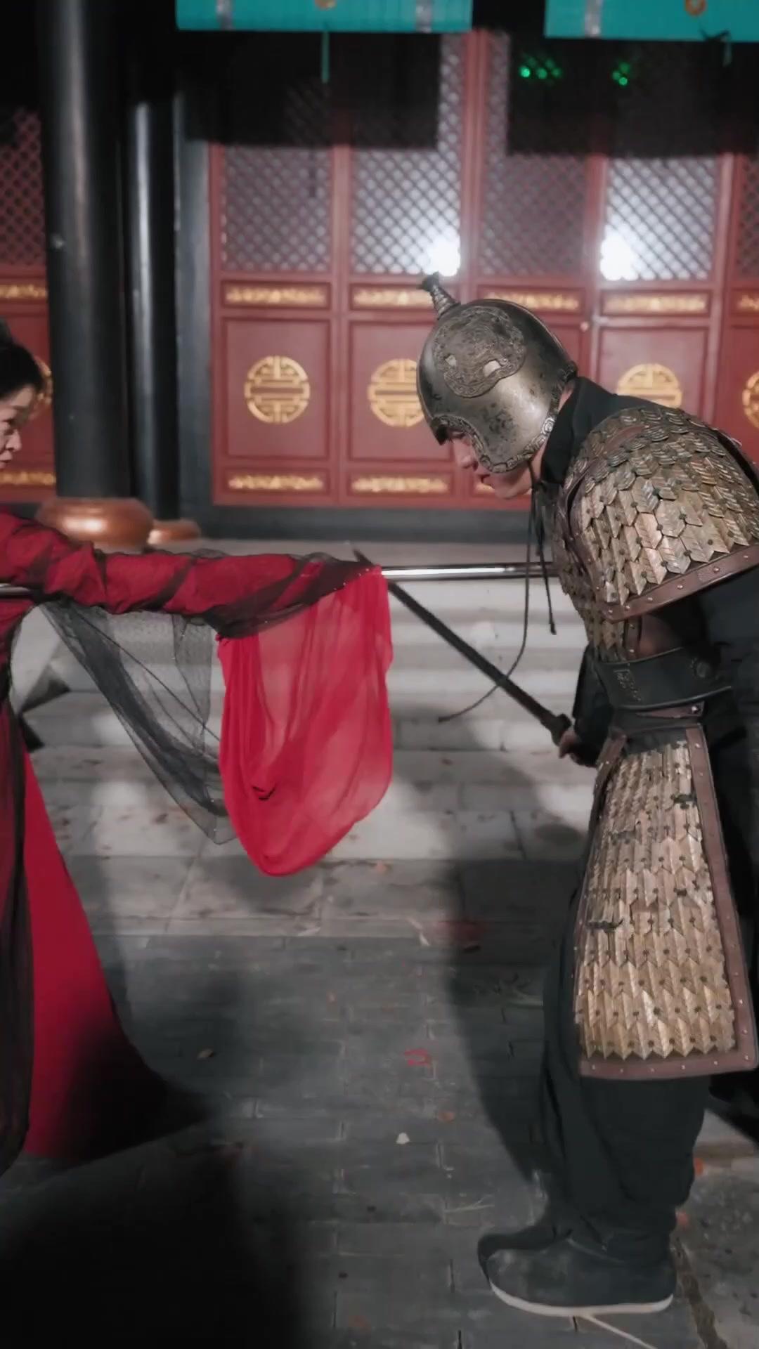 OMG! I Flips a Female Empire?