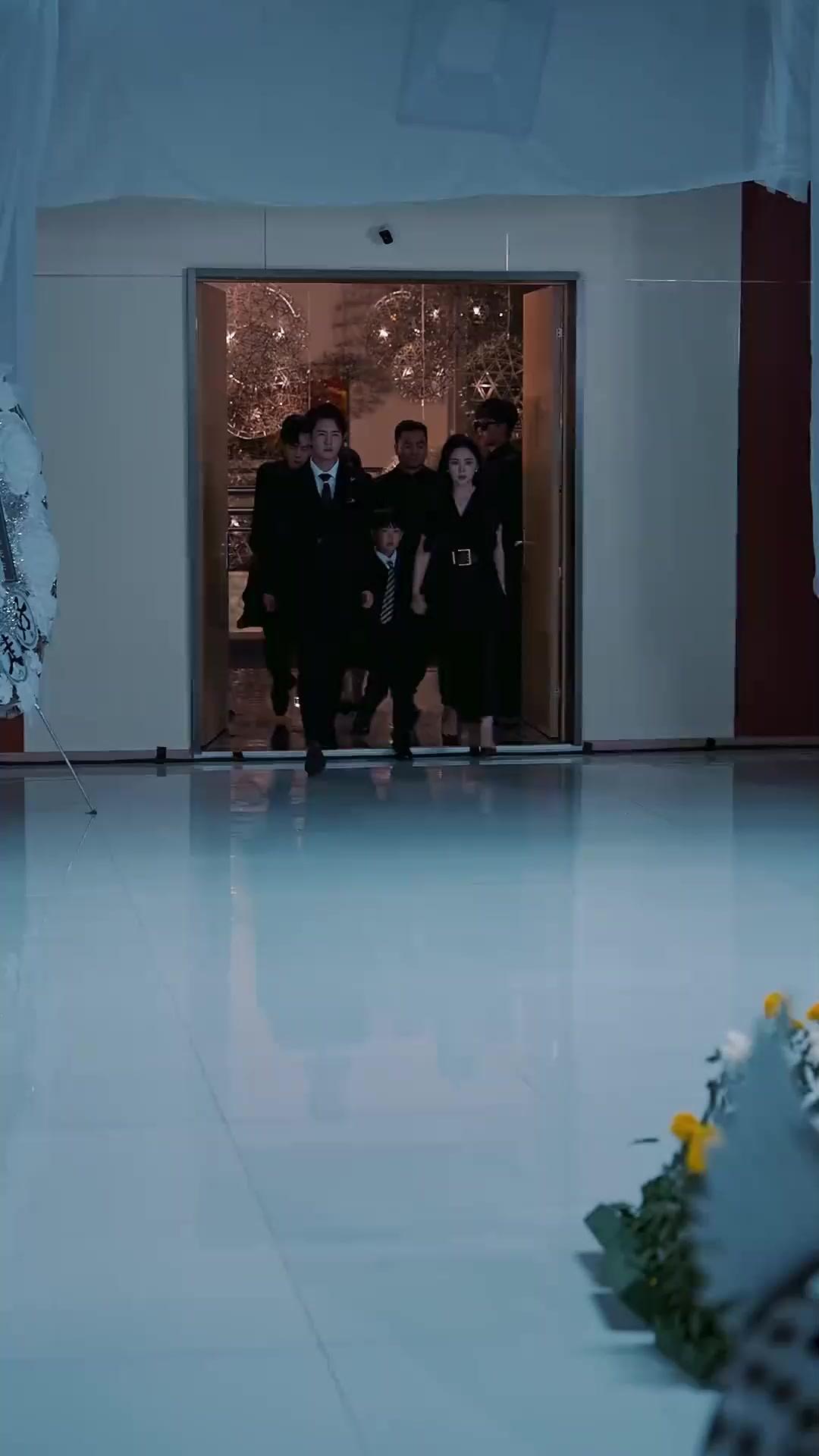 (Dubbed)My Grandma Came Back as a Kid!