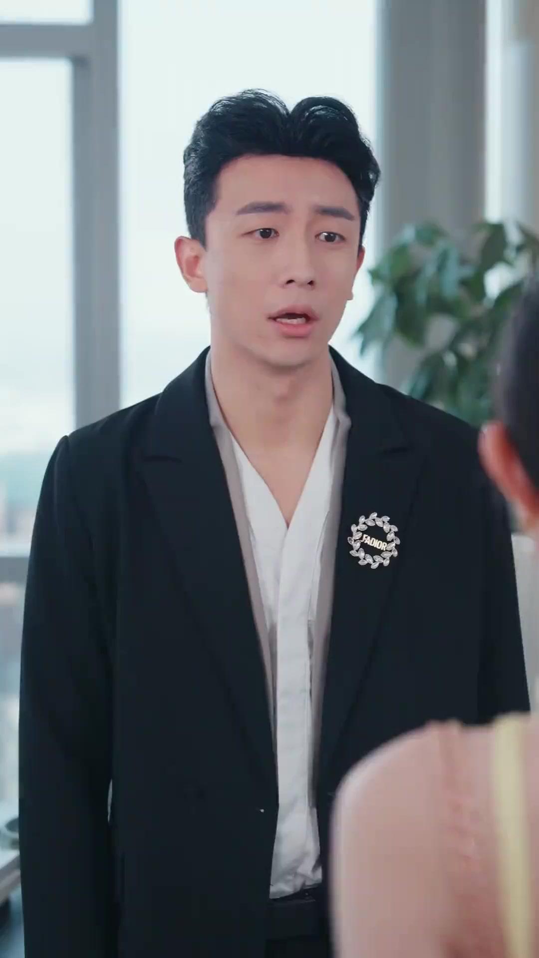 My Icy CEO Can't Resist Me