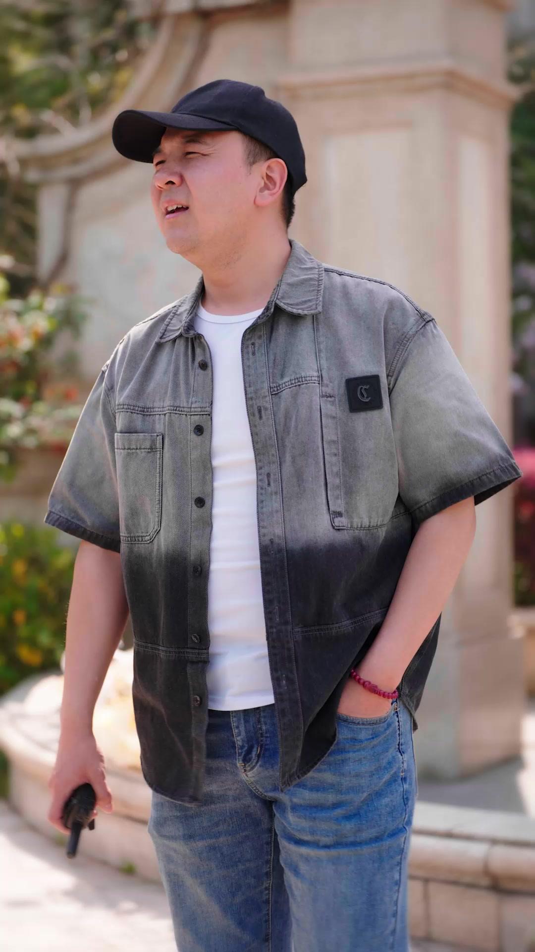 MON LIVREUR EST UN PDG MILLIARDAIRE !