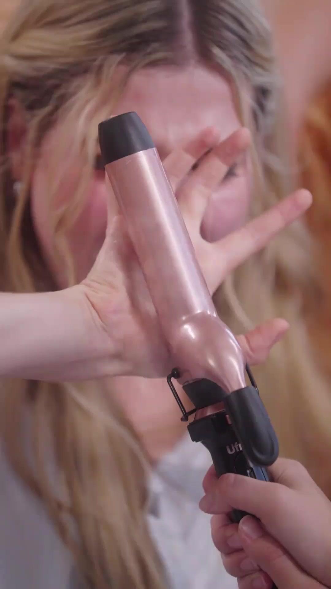 (Dublagem) Rostos Iguais: Quem é a Verdadeira Noiva?