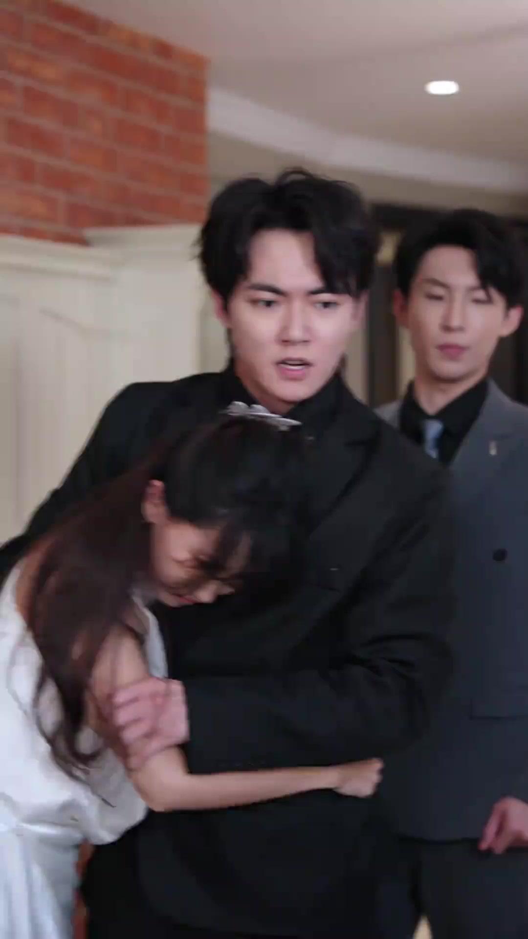 ผัวโคม่า เมียข้ามภพ