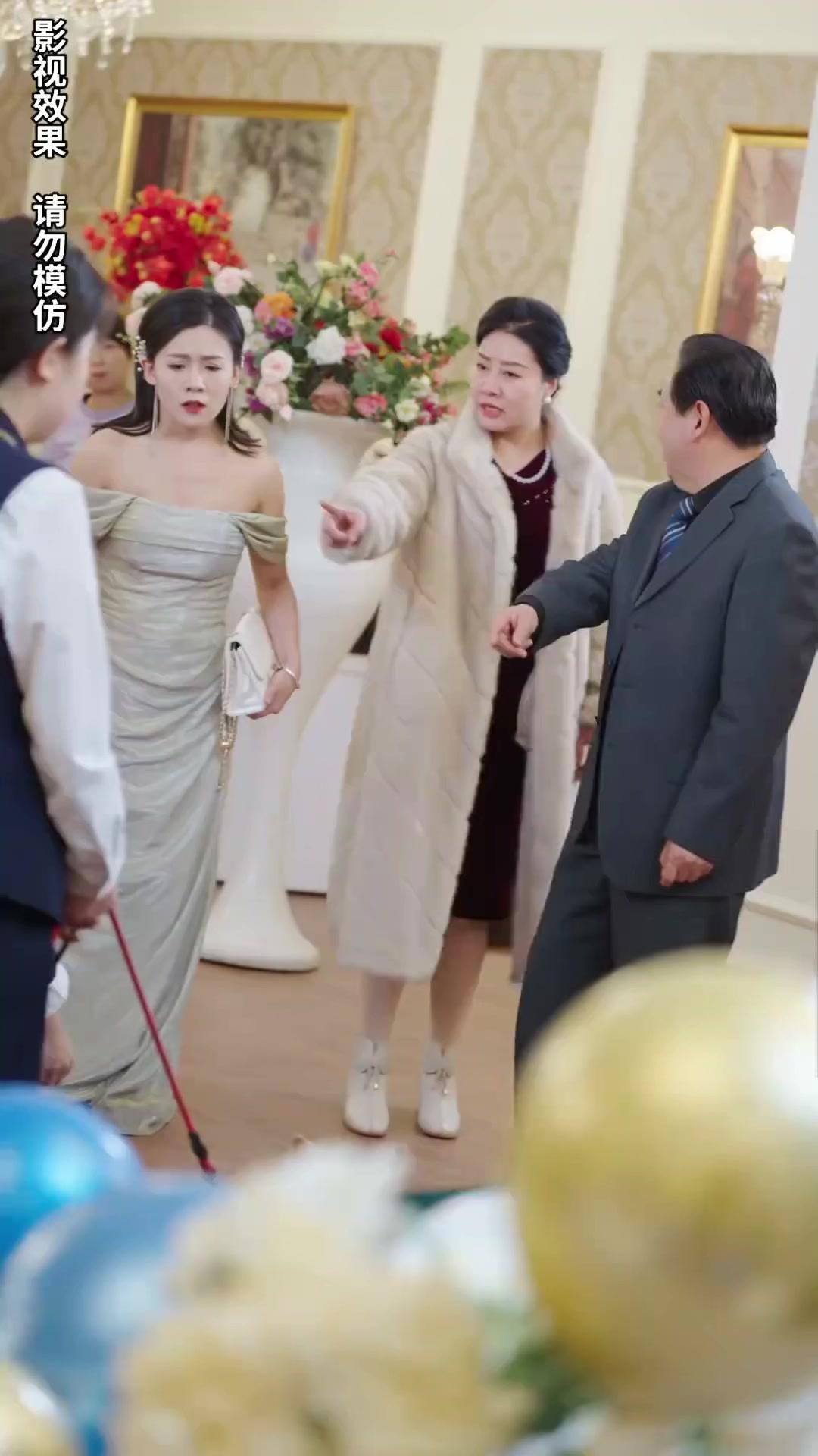 Triplets! The Billionaire's Secret