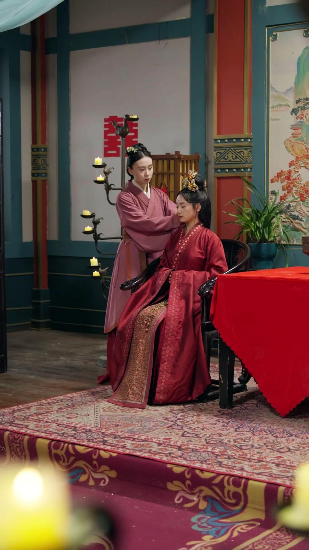 The Commoner Emperor’s Love Returns