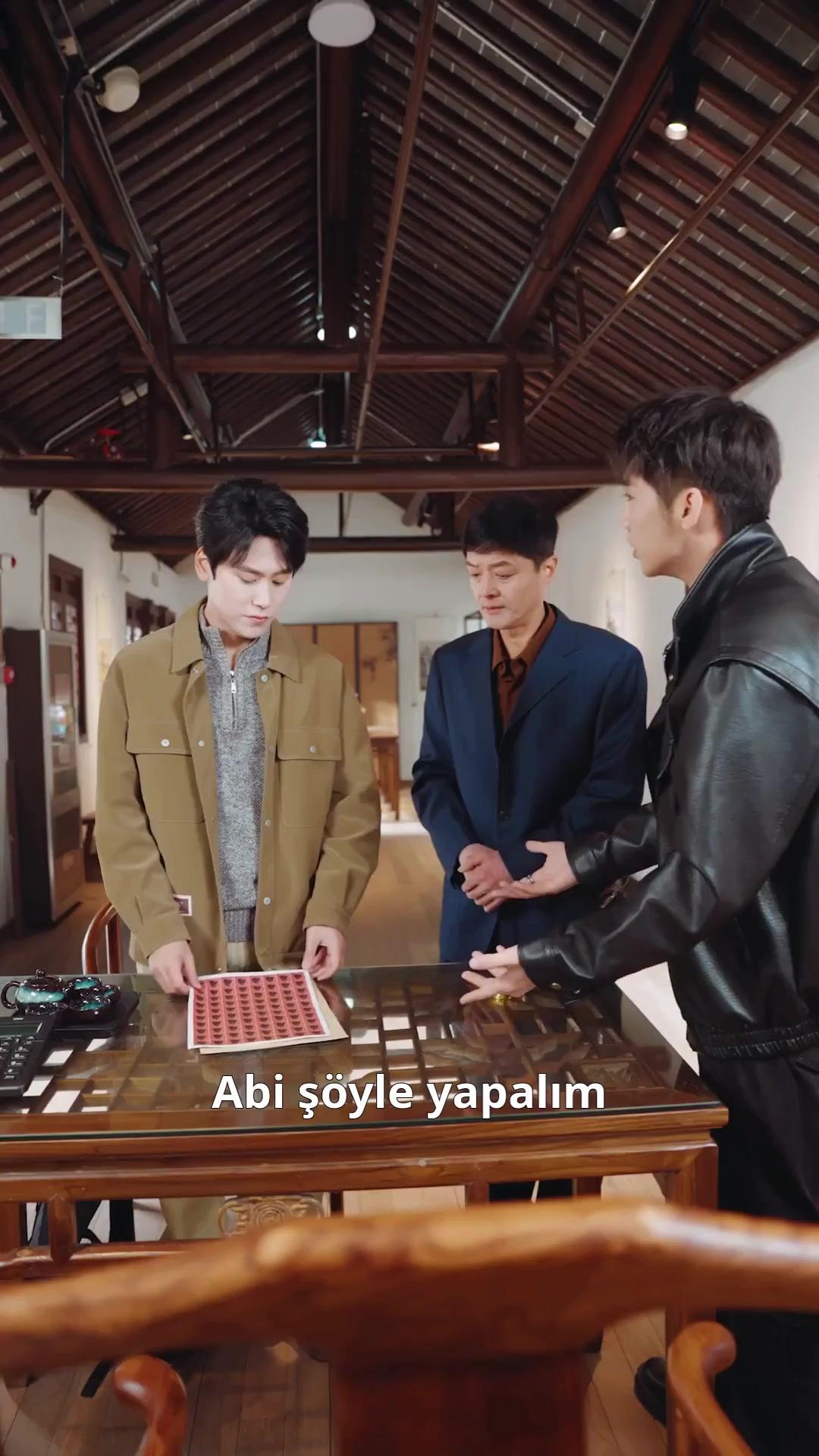 (Dublajlı) 1980'den Gelen Servet