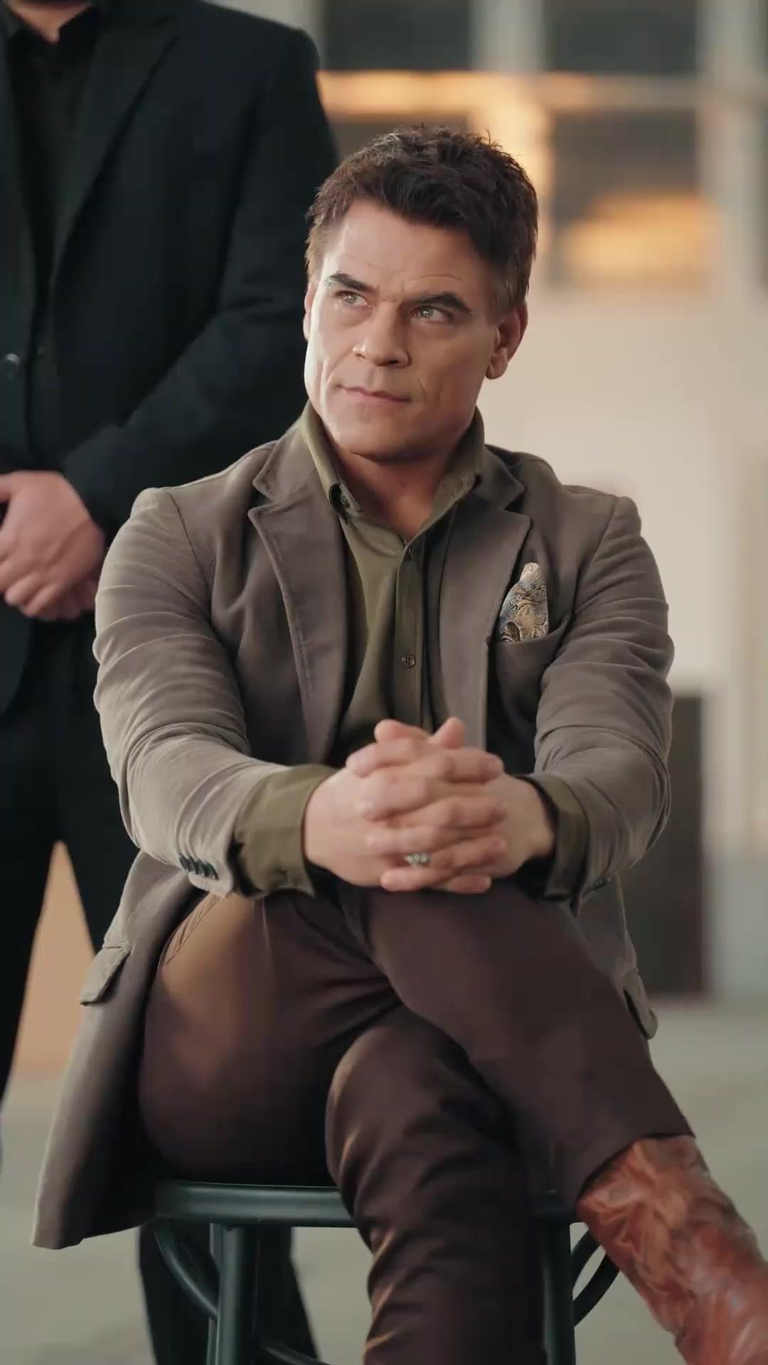 (Dublagem) Meu Pai é o Rei Oculto