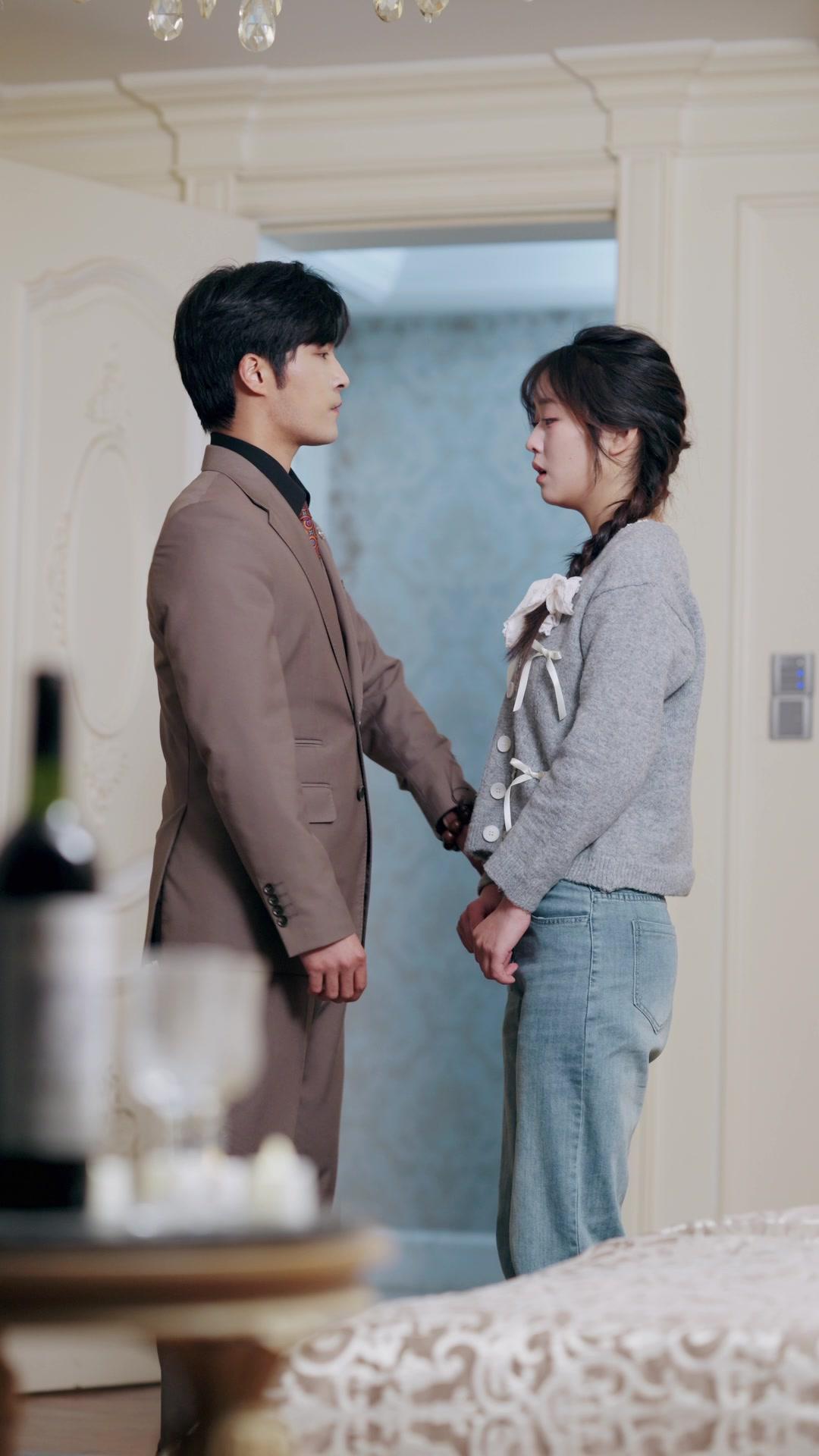 พันธะรักใต้แสงจันทร์ 