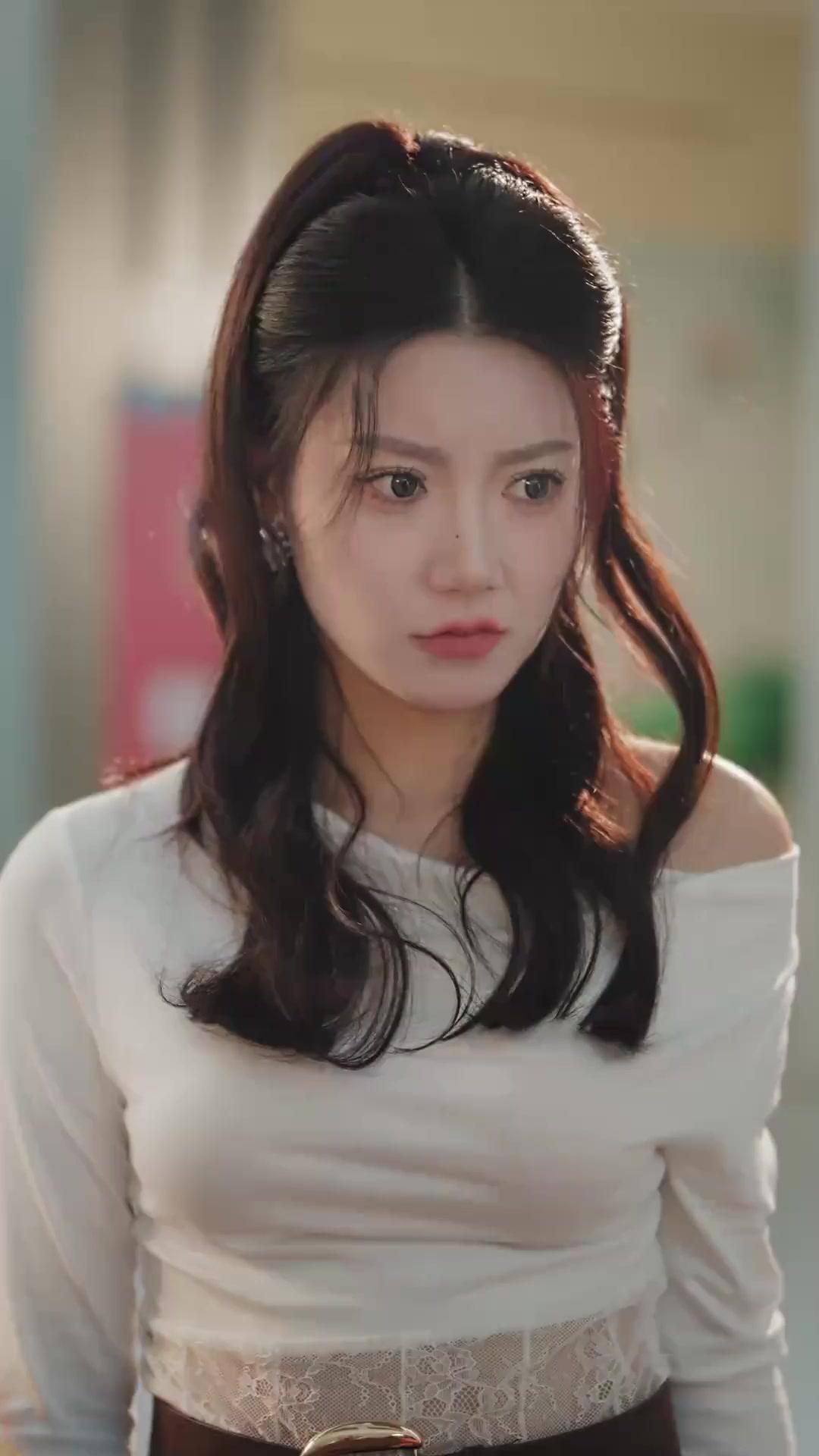 (Doblado) ¡Mi esposa es una Bandida!