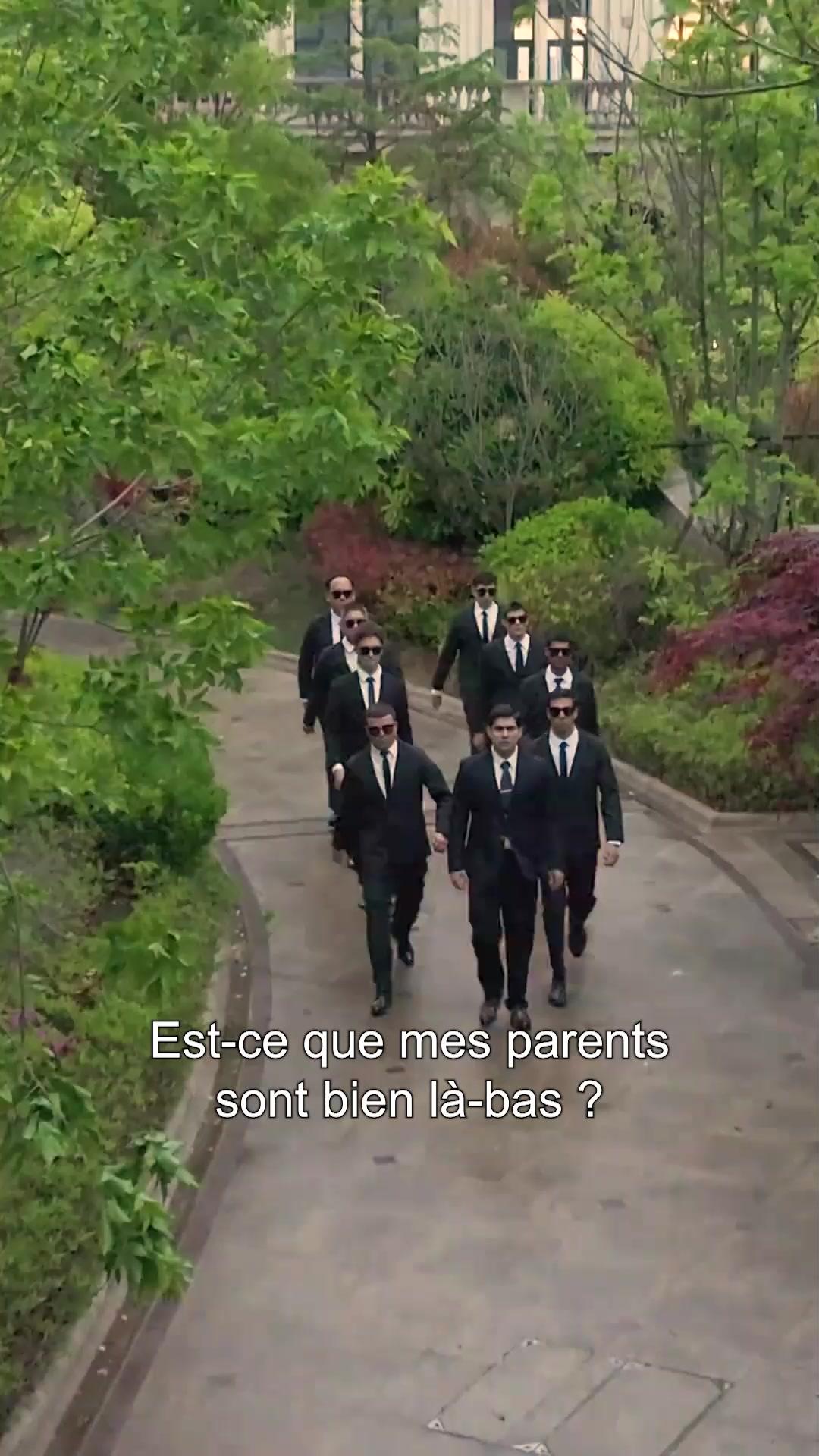 (Doublage)FAMILLE DE MILLIARDAIRE, DANGER !