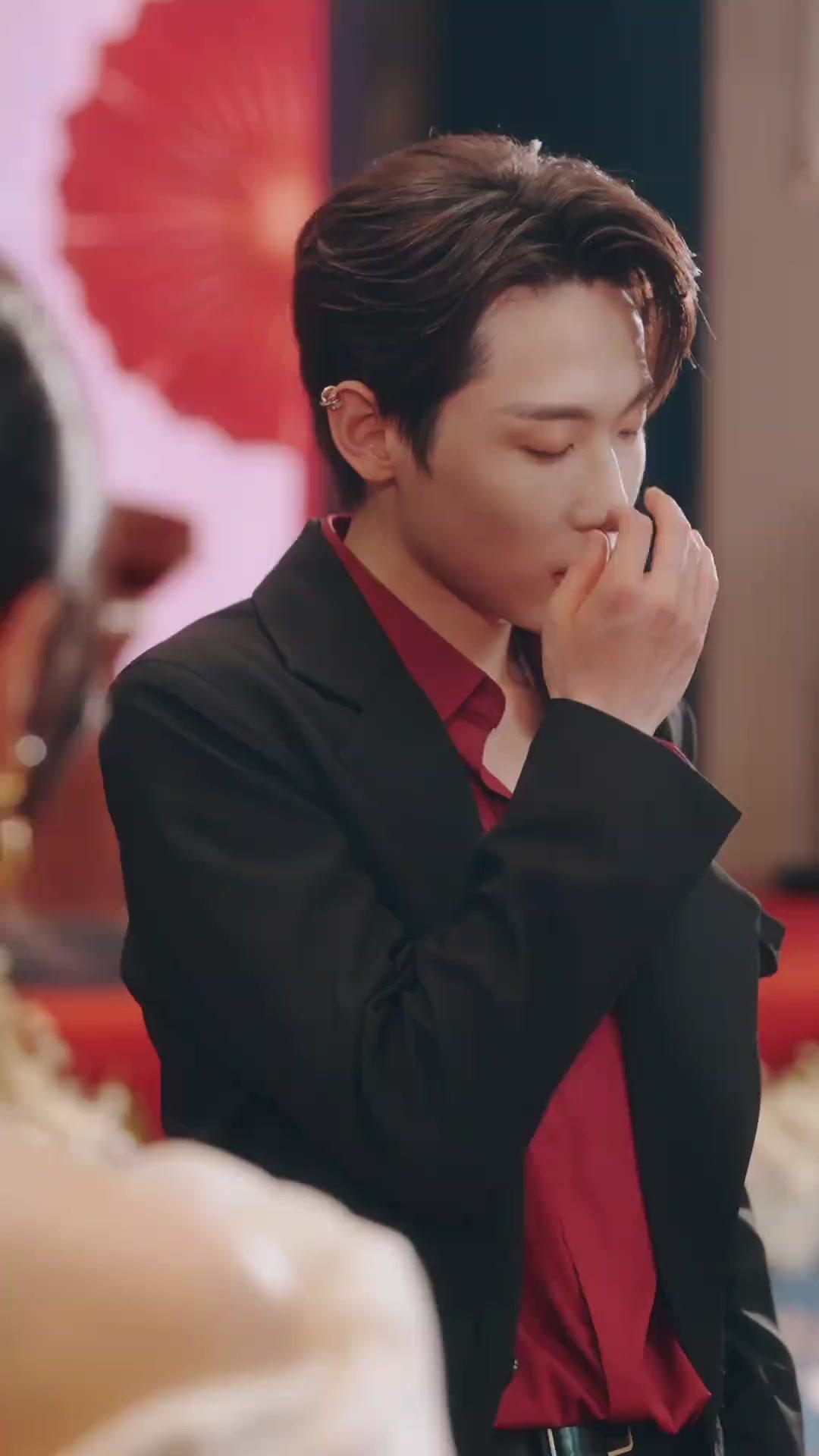 Kembali Ke Keluarga, Terjebak Jadi Kesayangan Pakatan