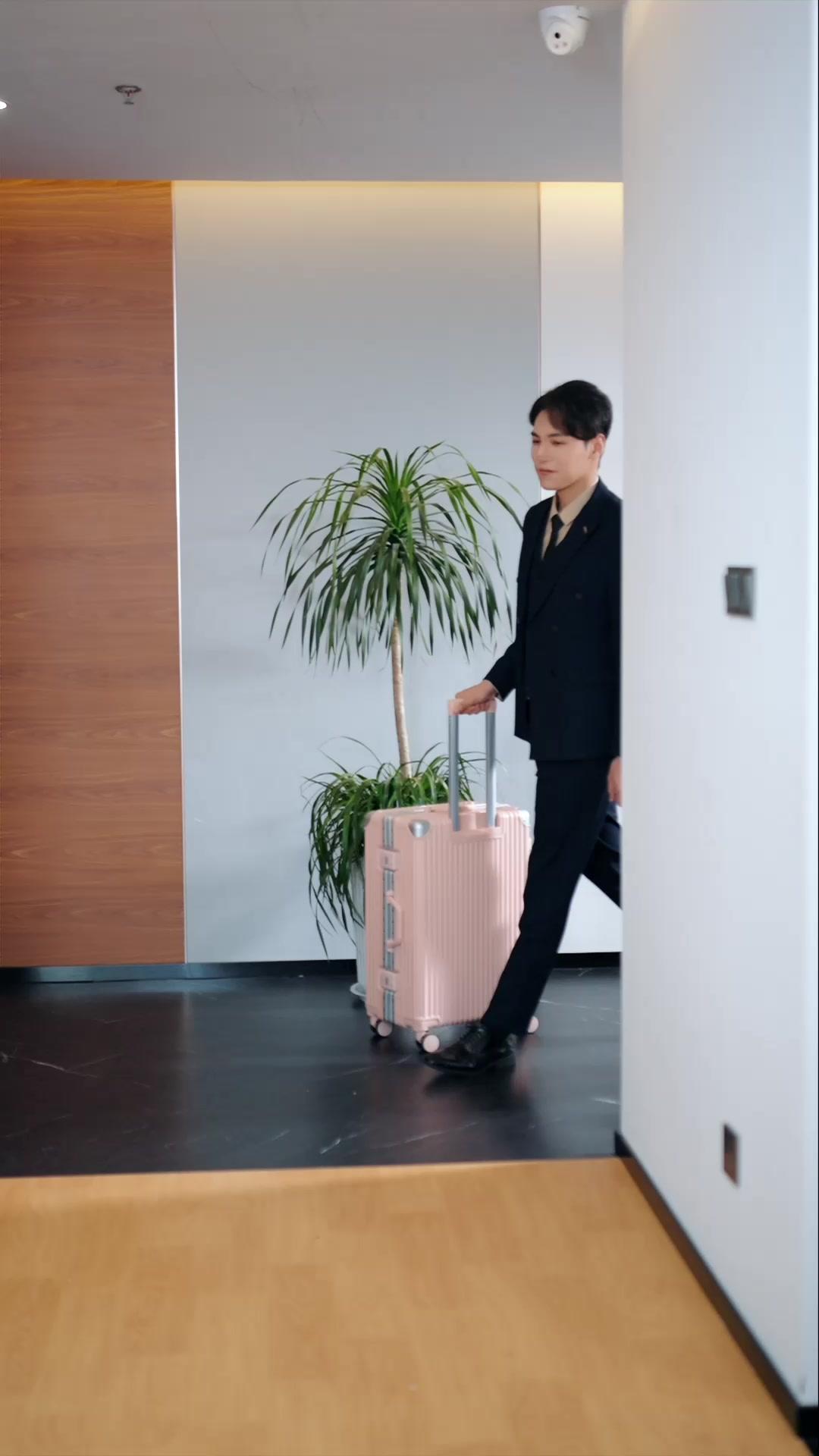 FIN D'UN AMOUR TROUBLÉ