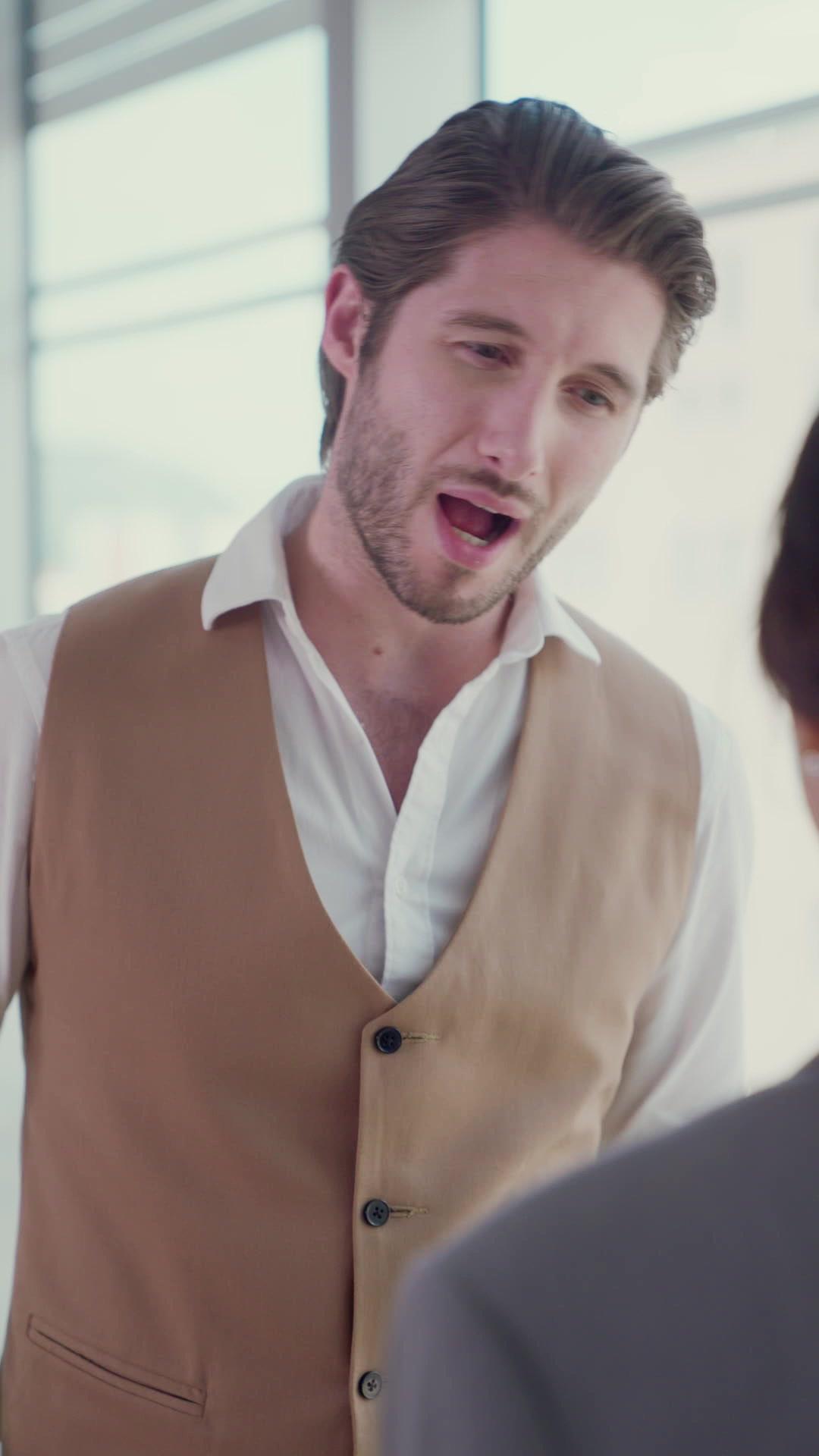 Oops! I Accidentally Married the CEO