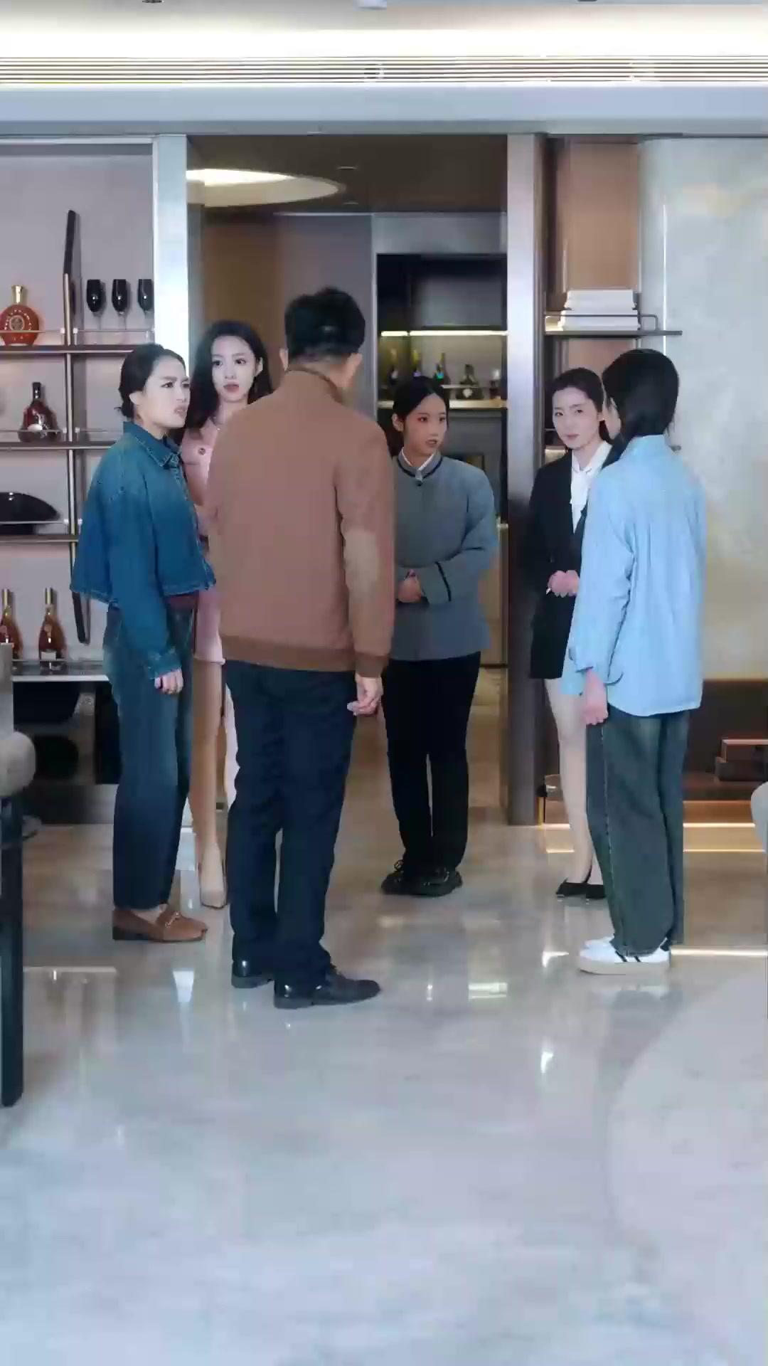 FAUX SANG, VRAI AMOUR