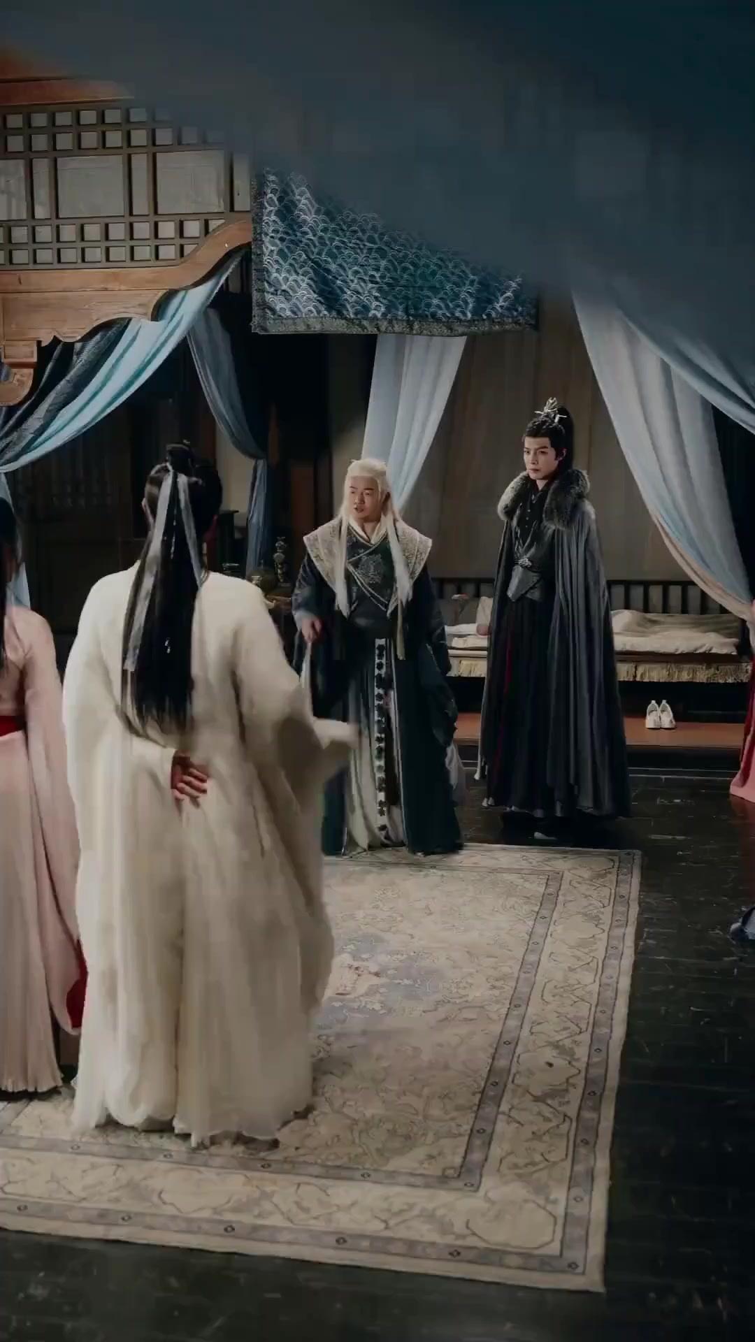 (Doblado)Todos creen que soy un maestro