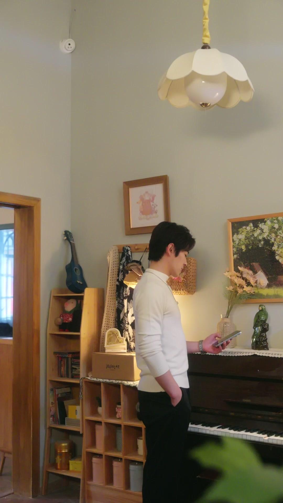 حرير الخداع… وعطر الخيانة