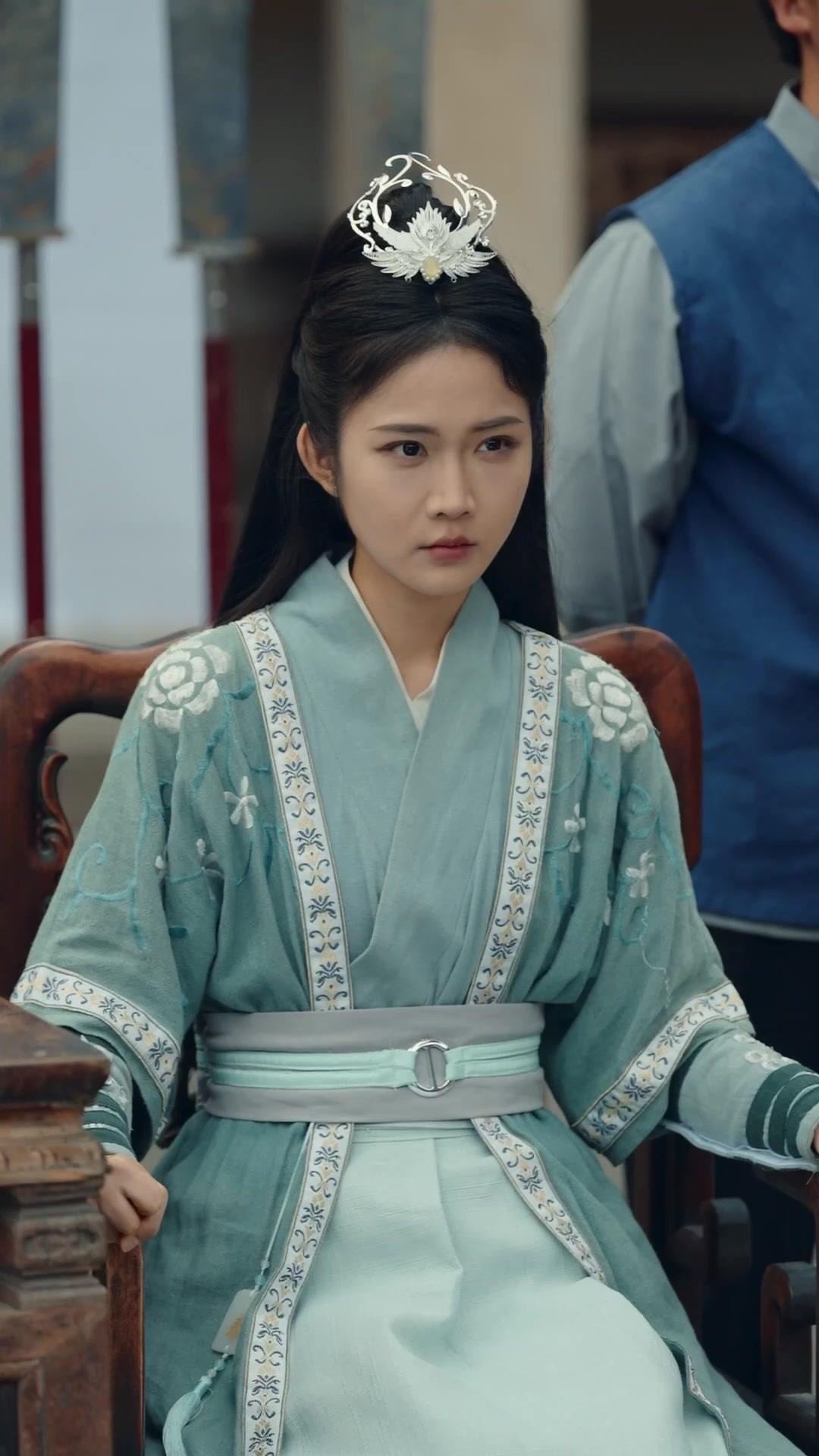 بنت النار والحديد