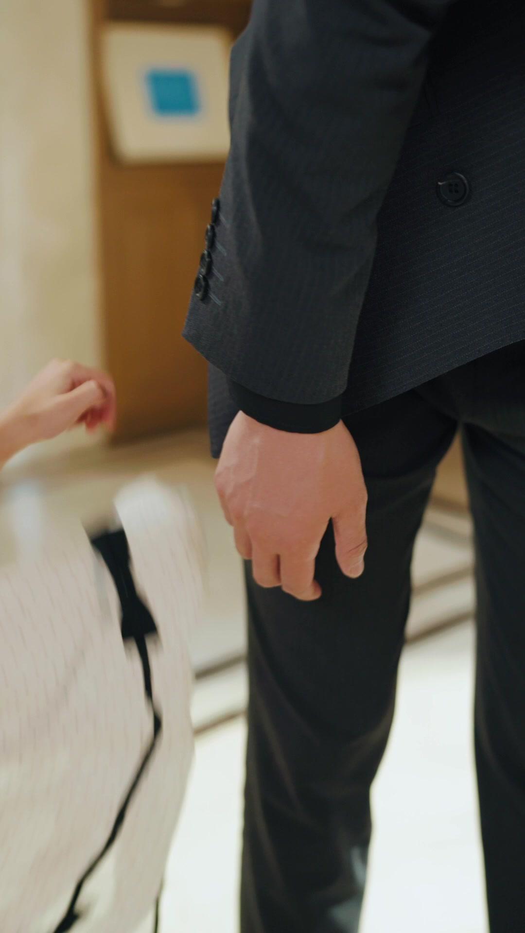 Ex Moglie, Nuova Dea della Scienza