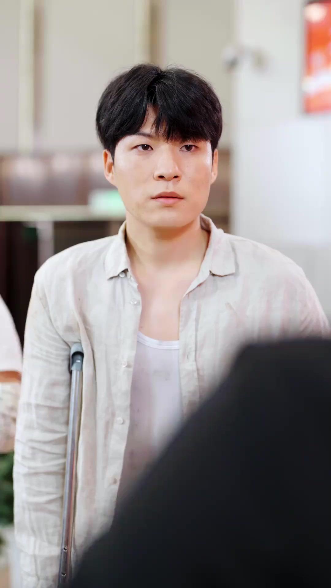 แม่เลี้ยง