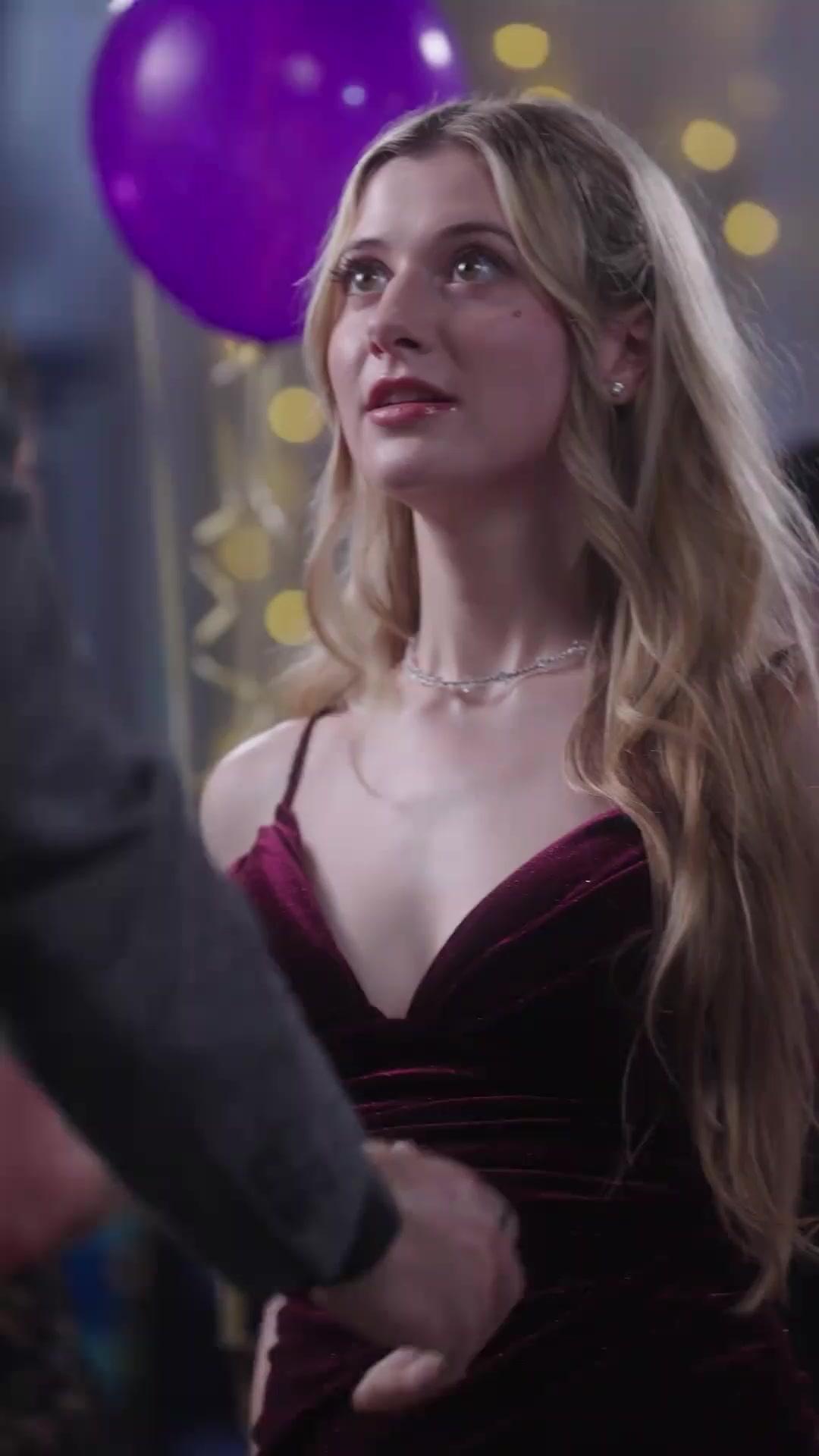 (Dublagem) Rostos Iguais: Quem é a Verdadeira Noiva?