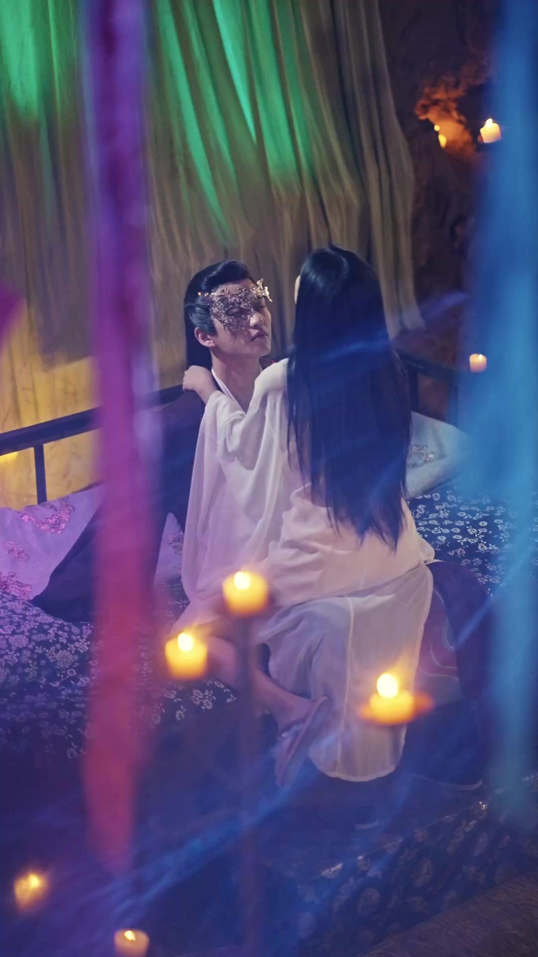 FLEUR DÉCHUE, ÂME EN COLÈRE