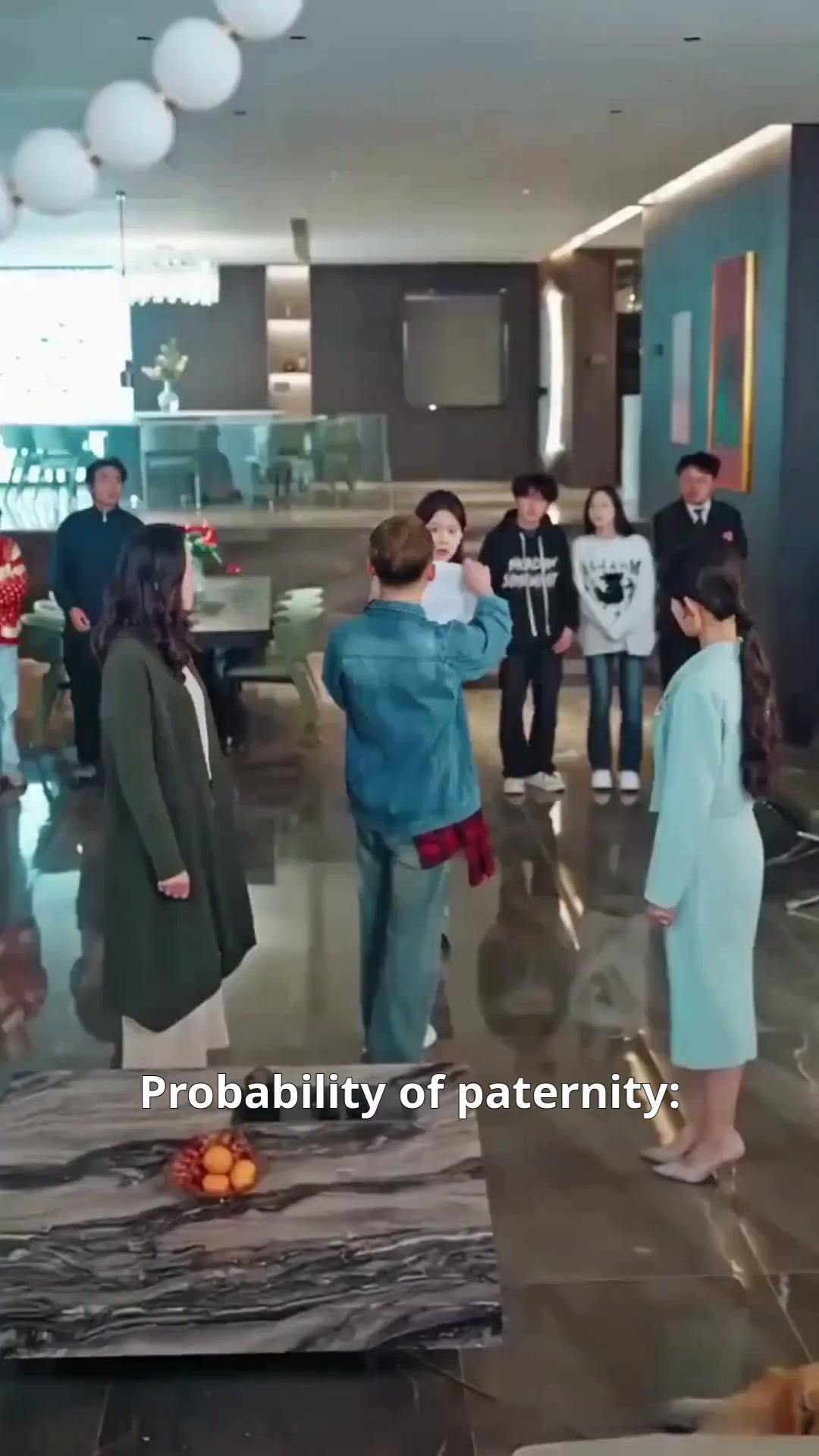 (Dubbed) Ready for a show? Cue the Mama Lawyer!