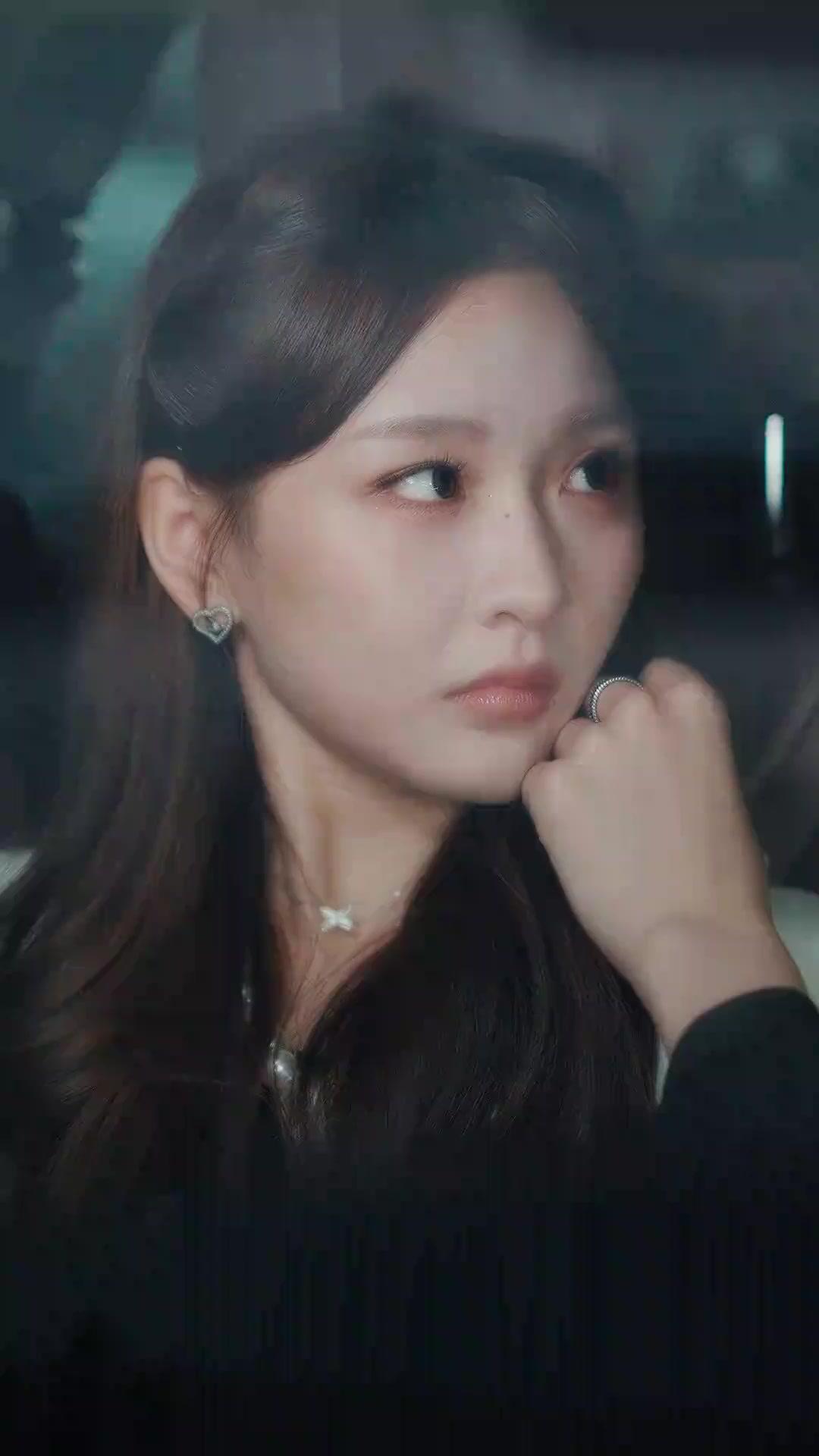 (พากย์เสียง) นิรันทร์จันทรา