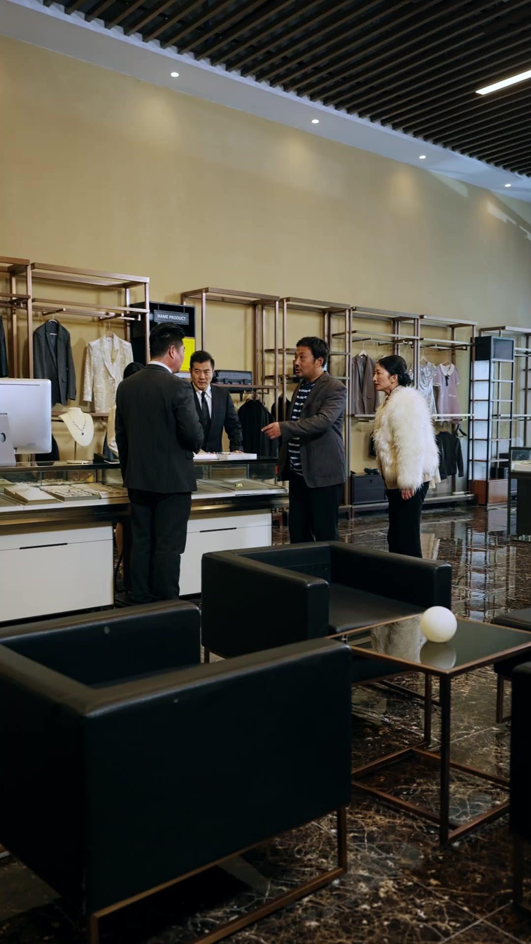 Drama Besan Kerana Seekor Ayam 