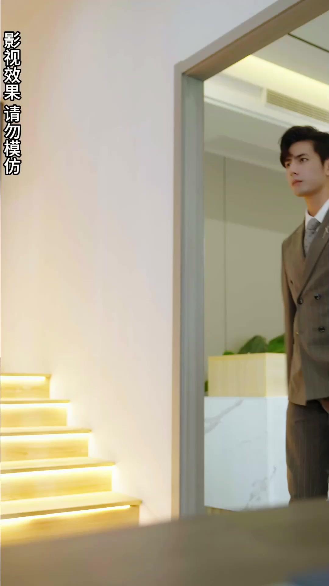 MON MARI, LE MAGNAT CACHÉ