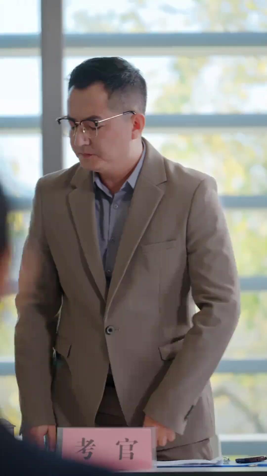 회귀 후, 최고의 비서가 되다