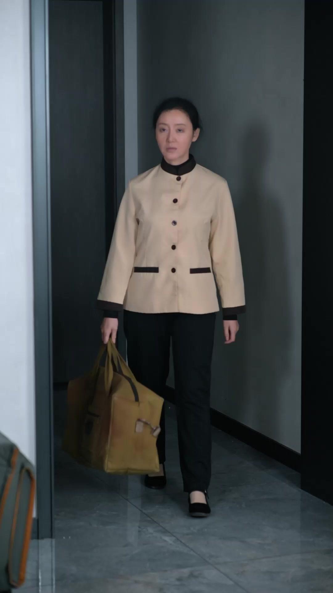 女儿认贼做母后我笑了