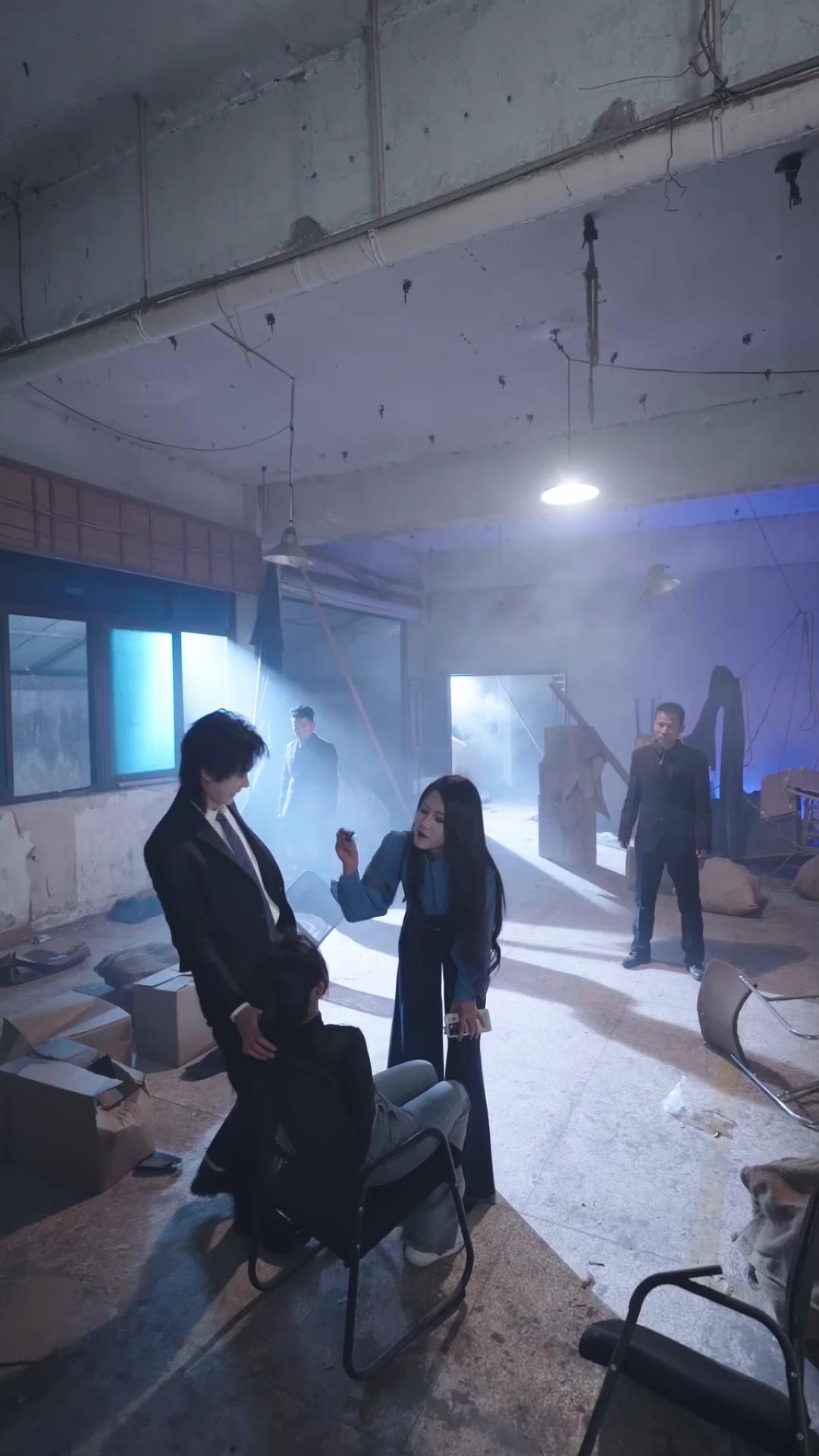 Fingiendo amnesia, atrapé un riquezón