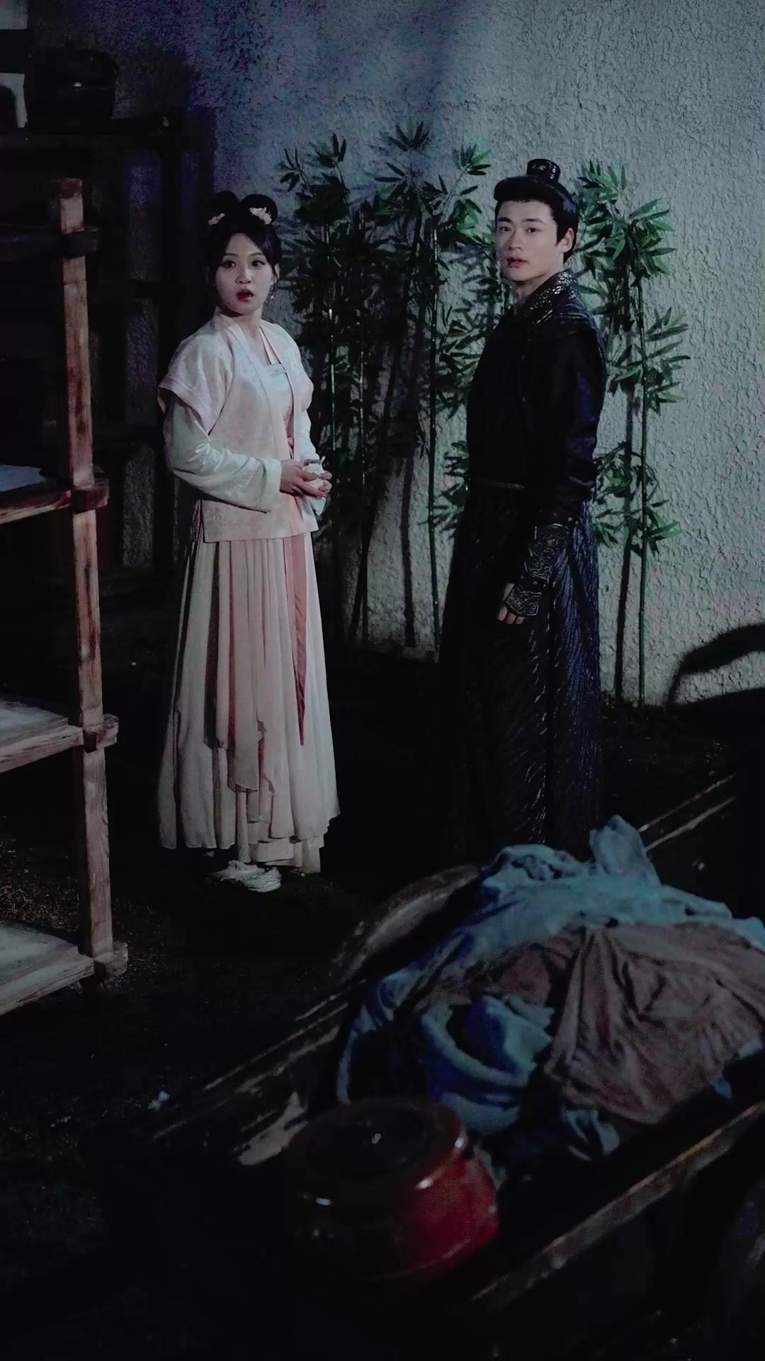 (Doblado)La reina del destino