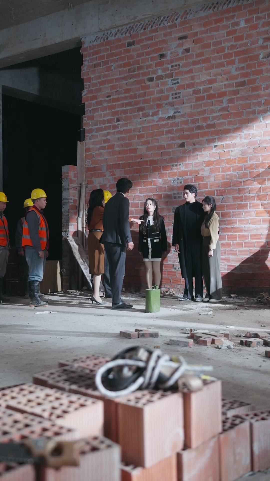 Wife? No, Queen of Ruin!