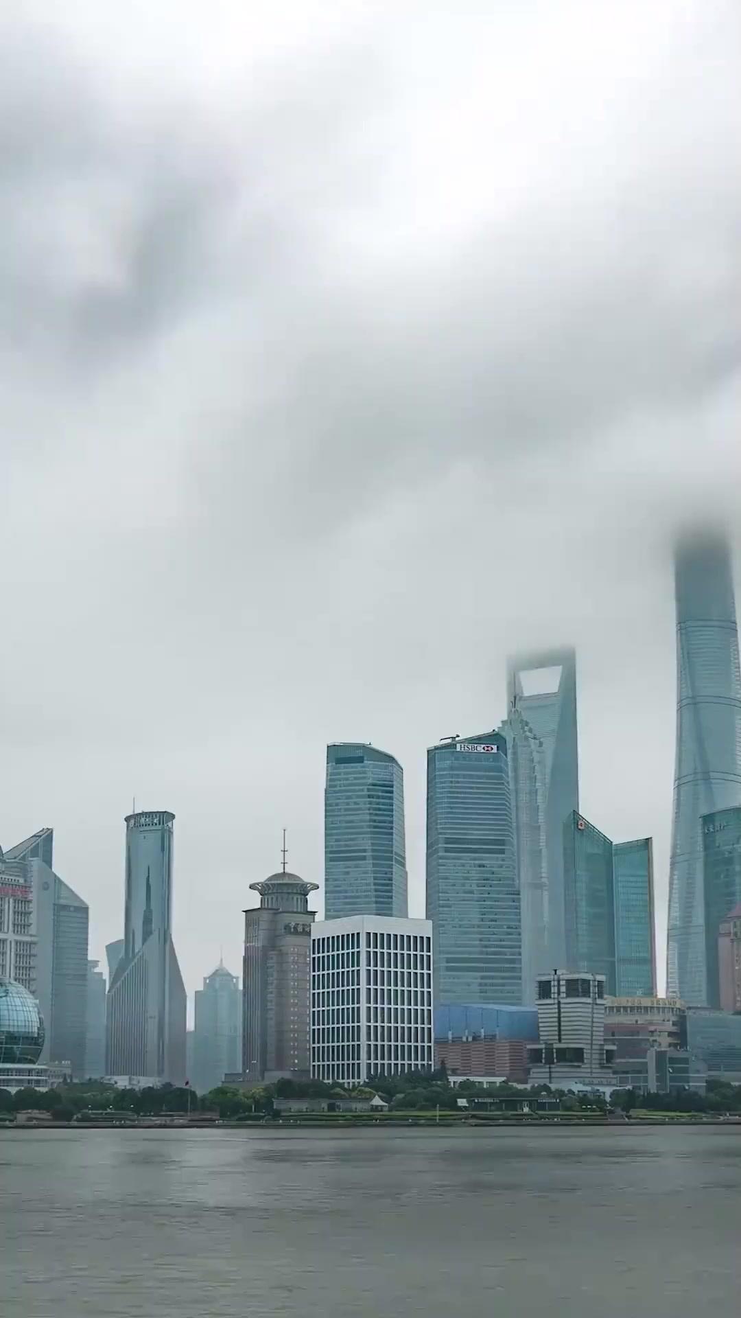 Doce Destino: Entre Jóias e Mentiras