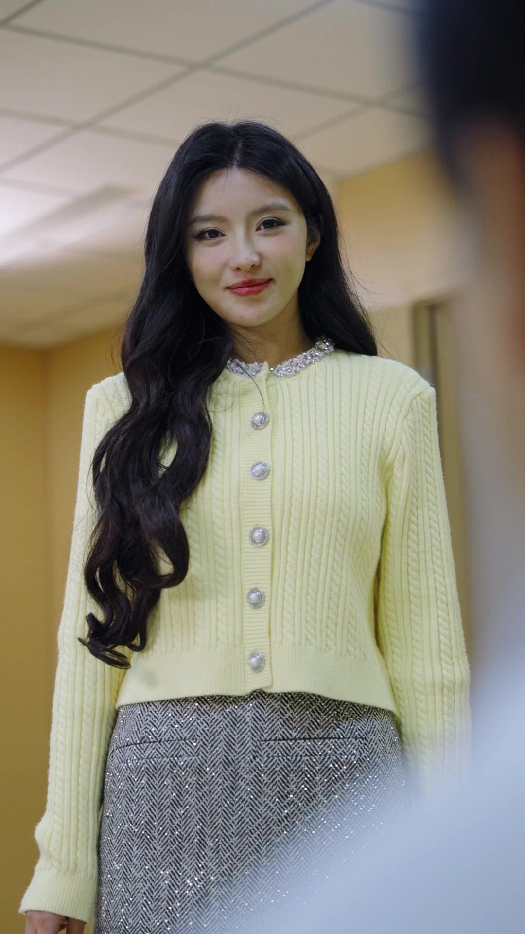 Mr. Butler, You're My Billionaire?