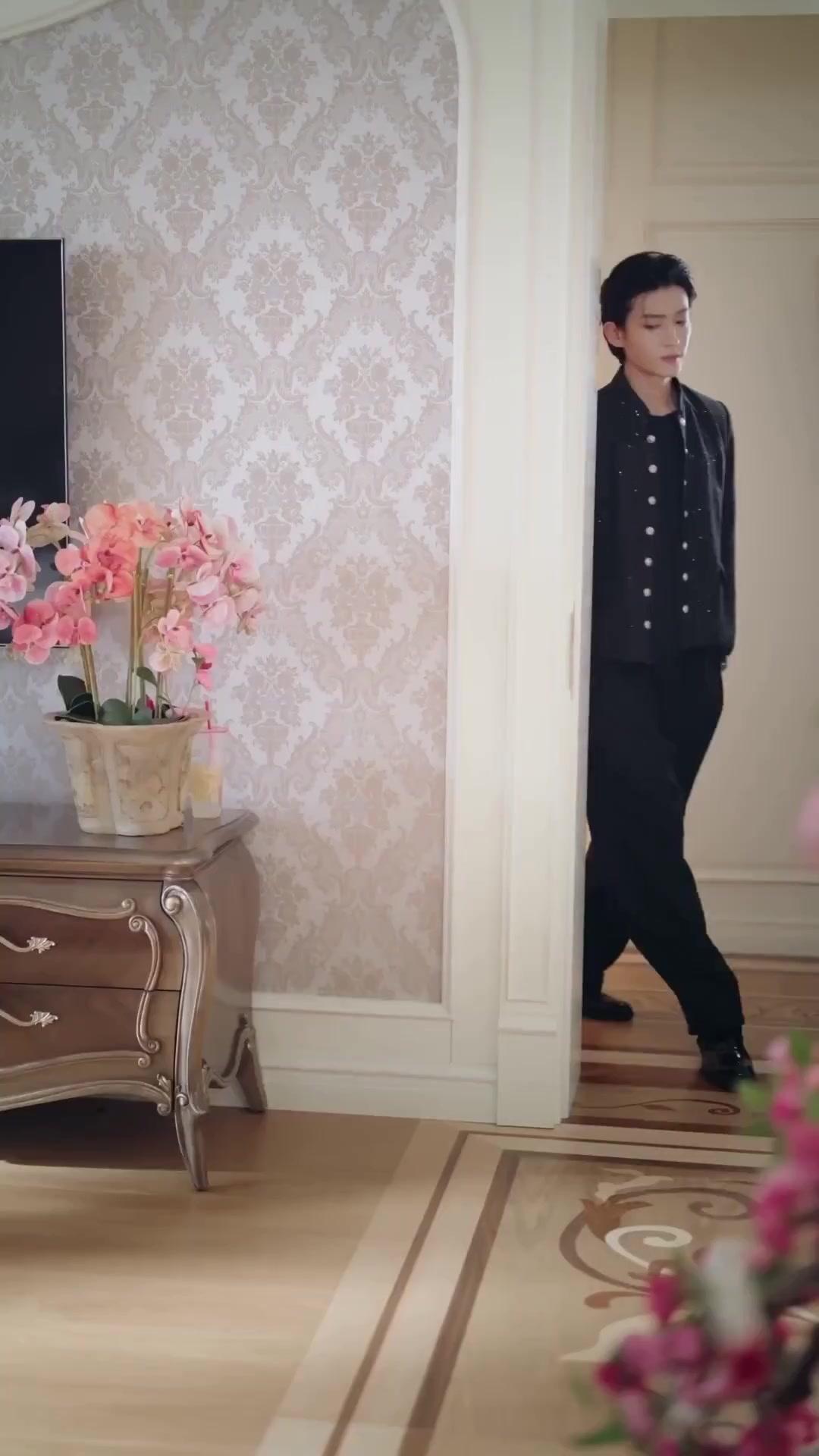 (พากย์เสียง) นางร้ายที่ไม่ยอมตามบท